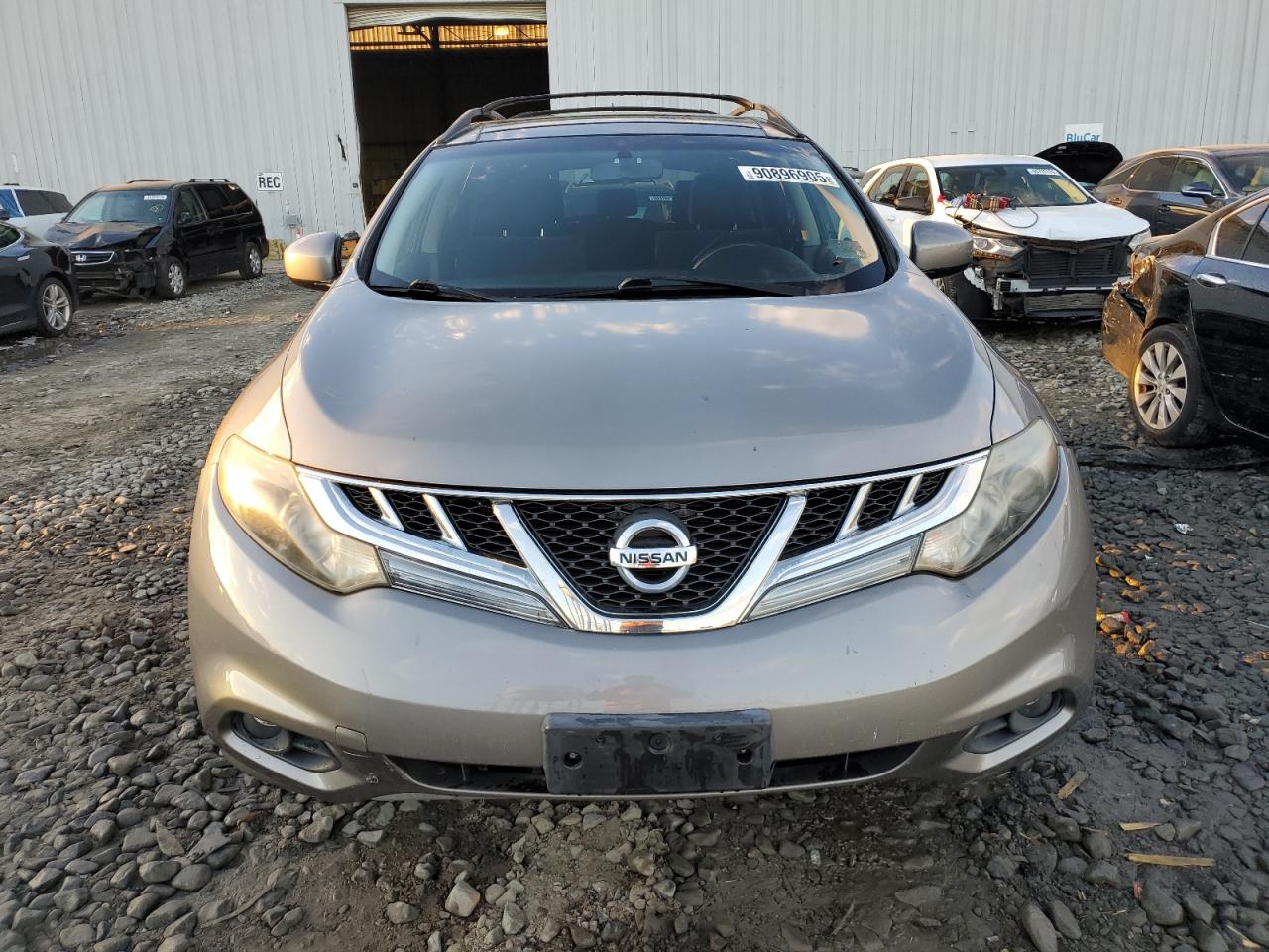 Nissan Murano S
