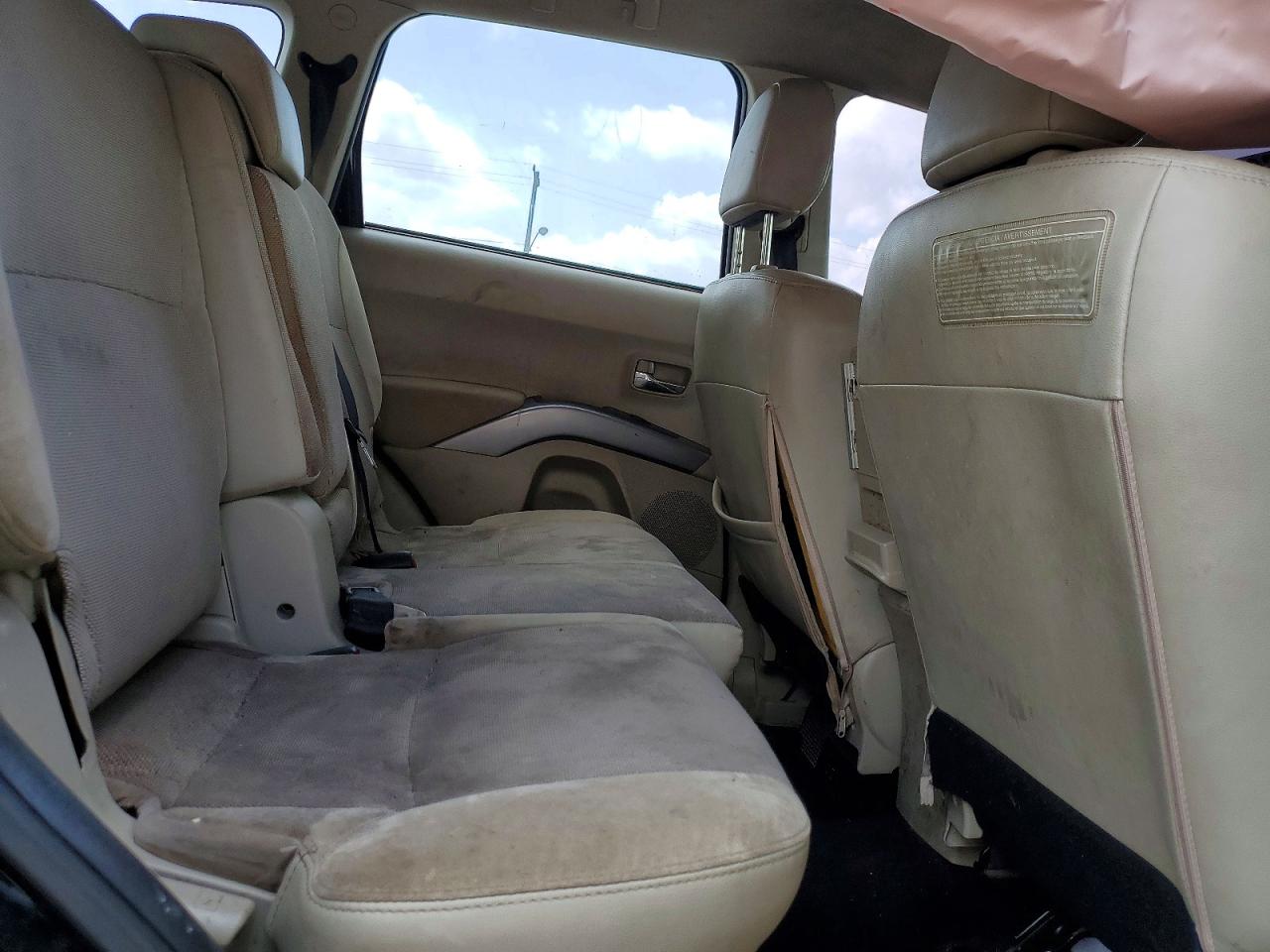 Mitsubishi Outlander Se