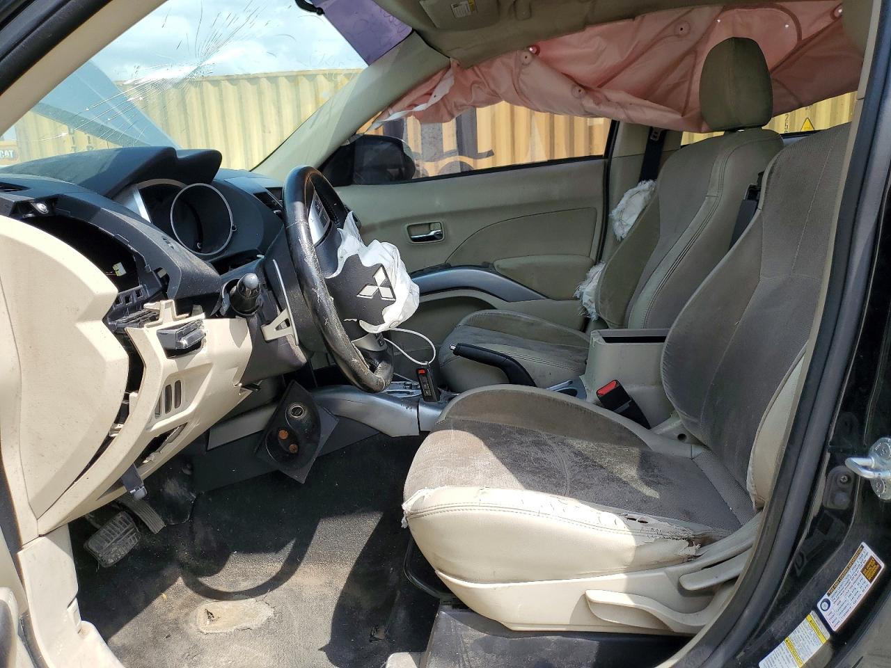 Mitsubishi Outlander Se