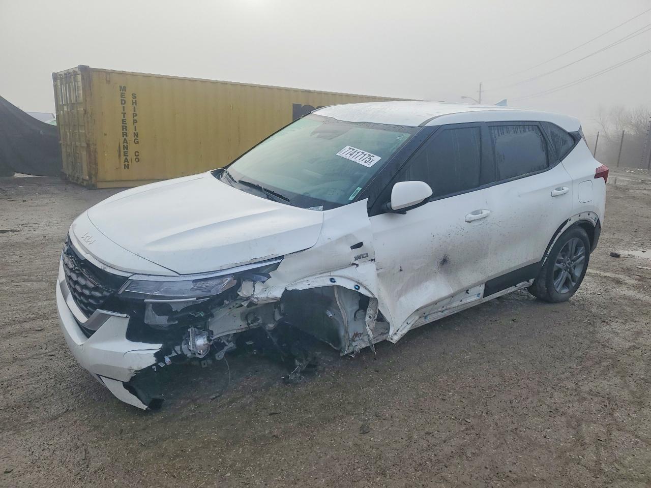 Salvage Kia Seltos Image