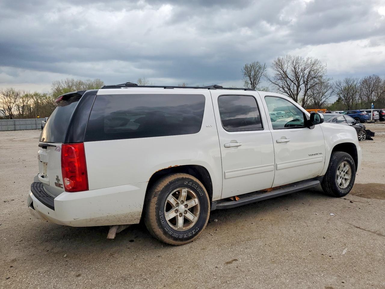 GMC Yukon K1500 Slt