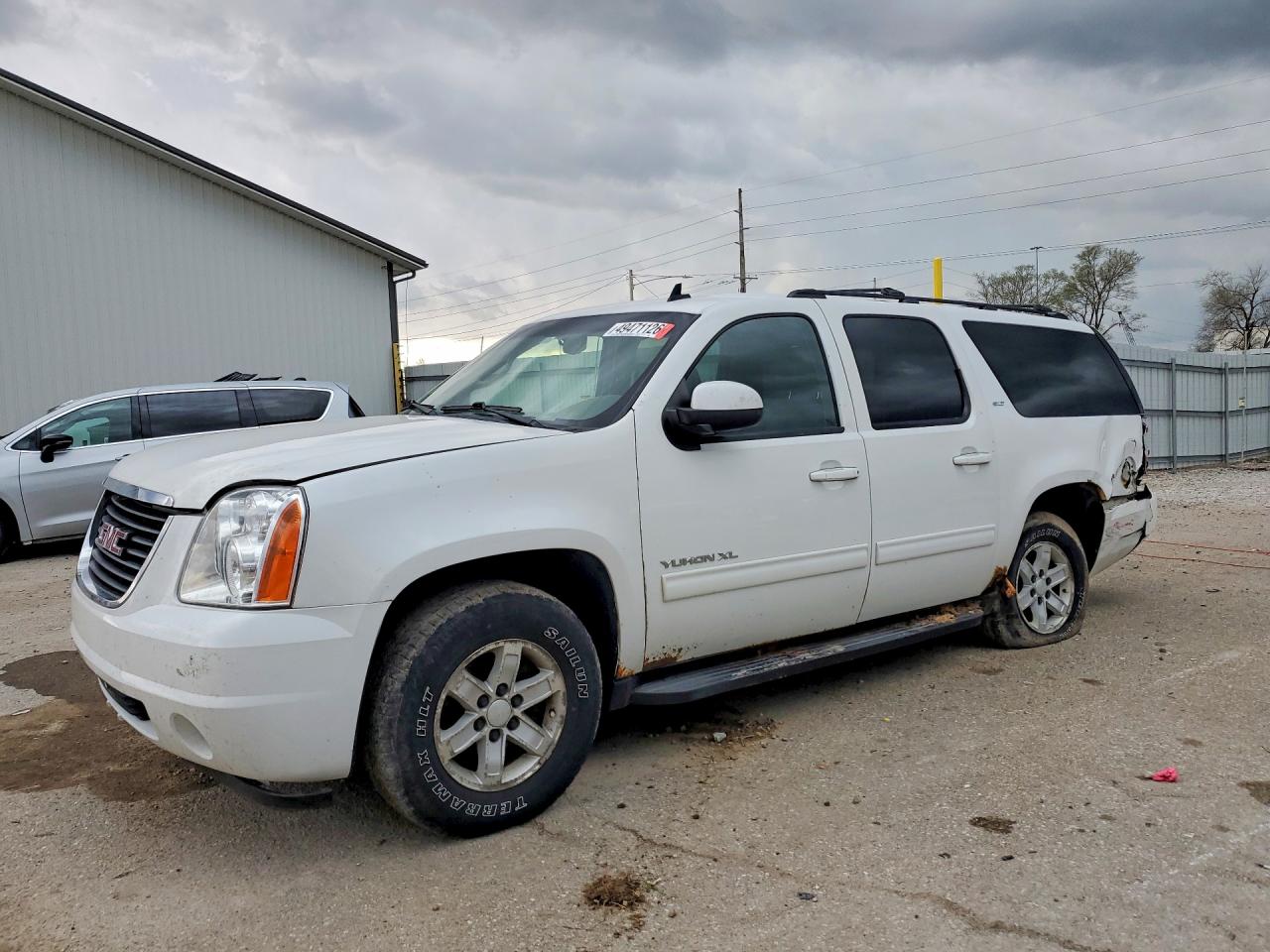 Salvage GMC Yukon Image