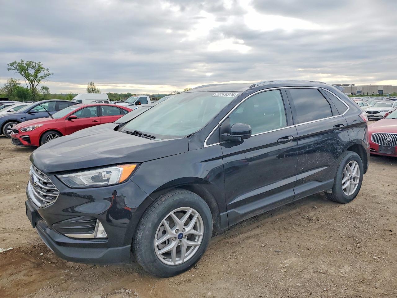 Salvage Ford Edge Image