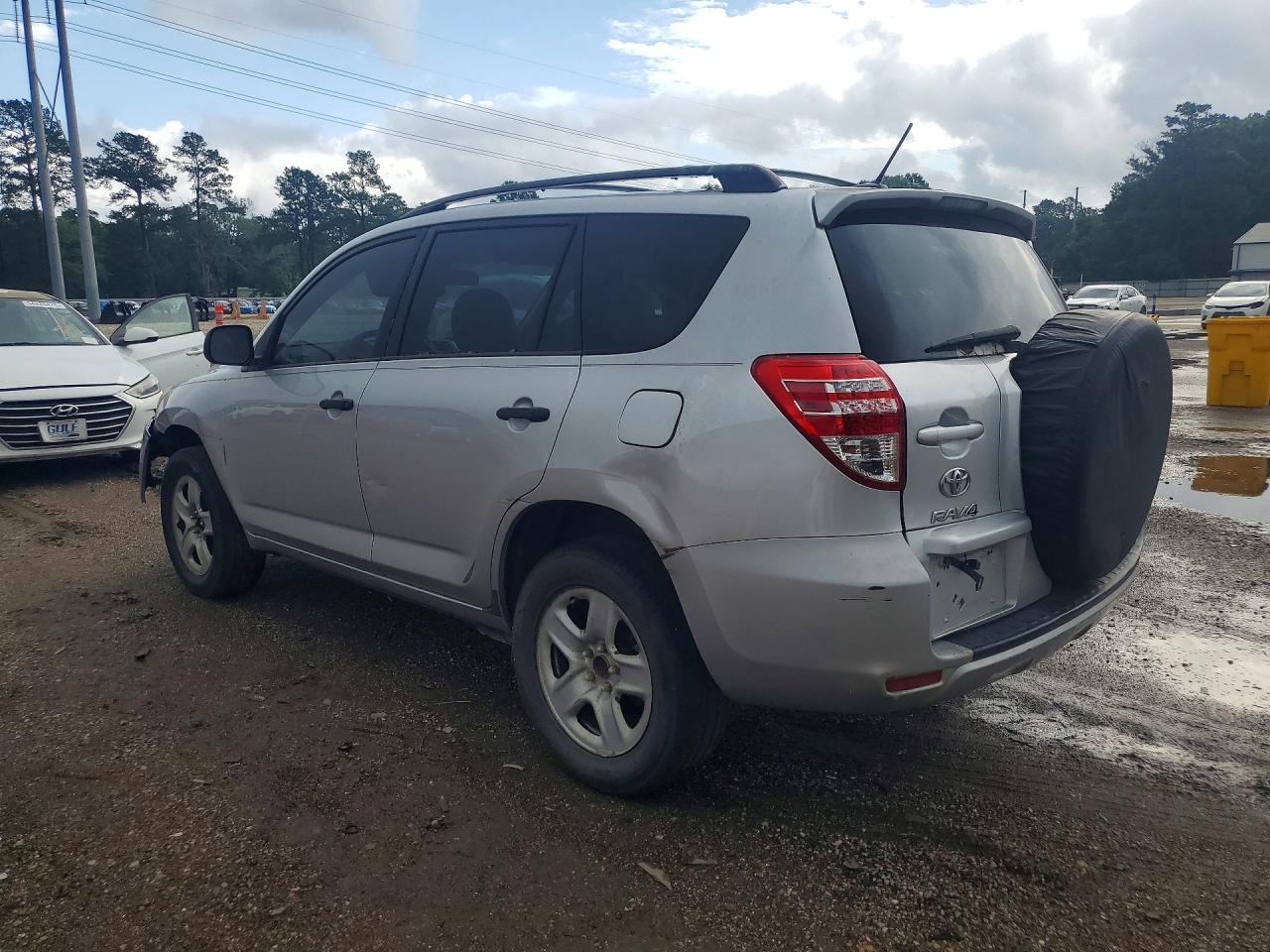 Toyota RAV4 Base