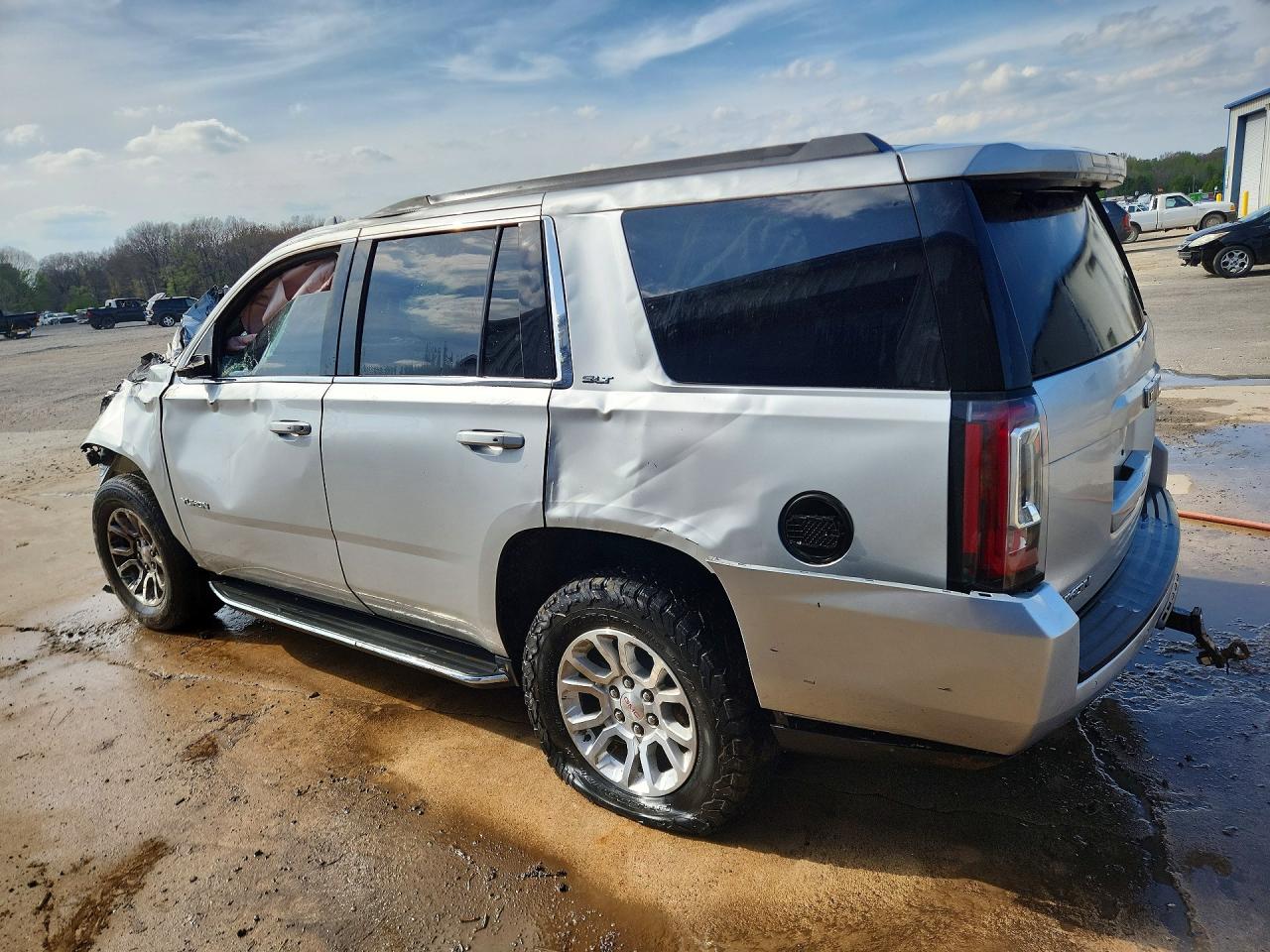 GMC Yukon Slt