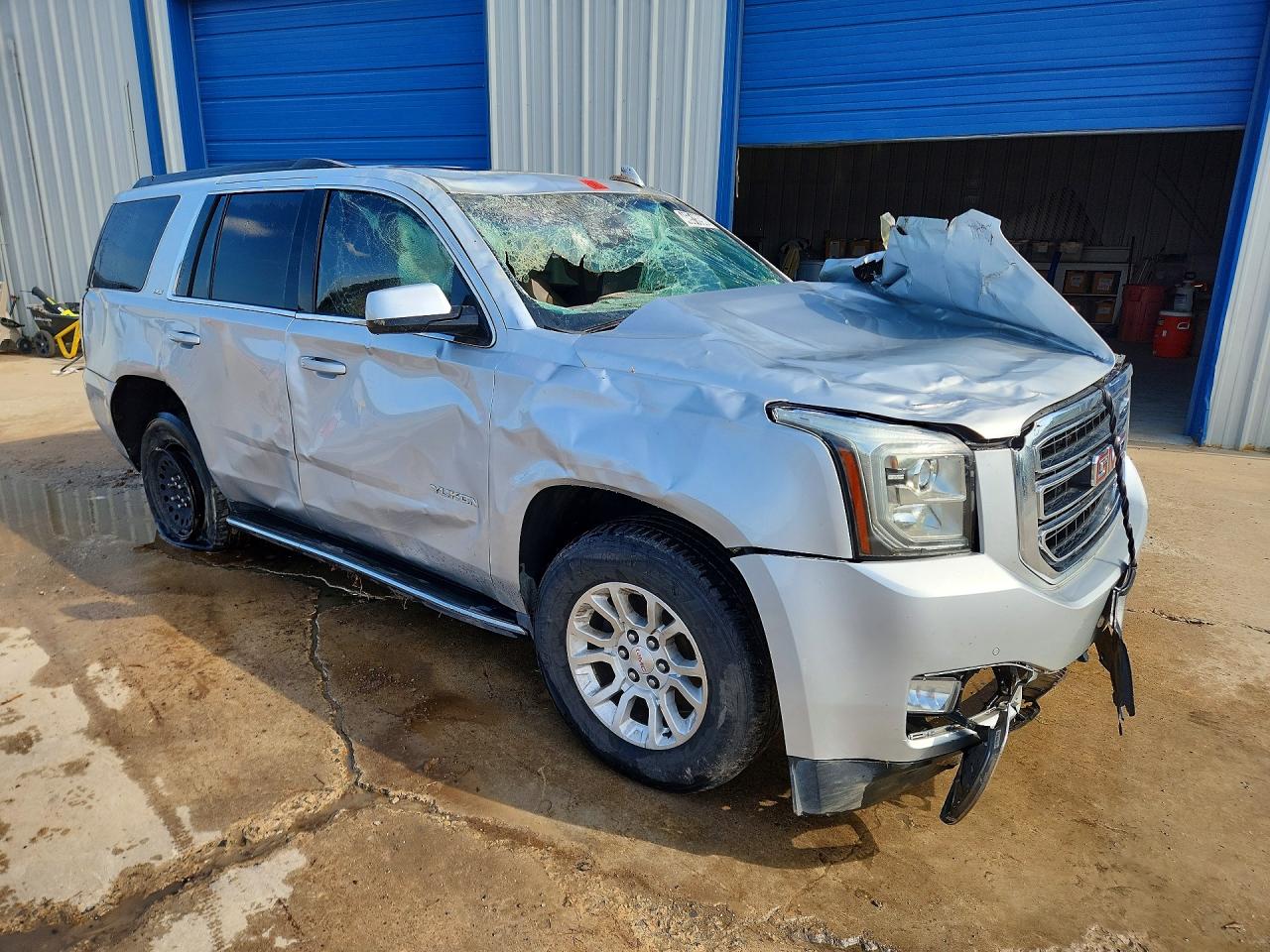 GMC Yukon Slt