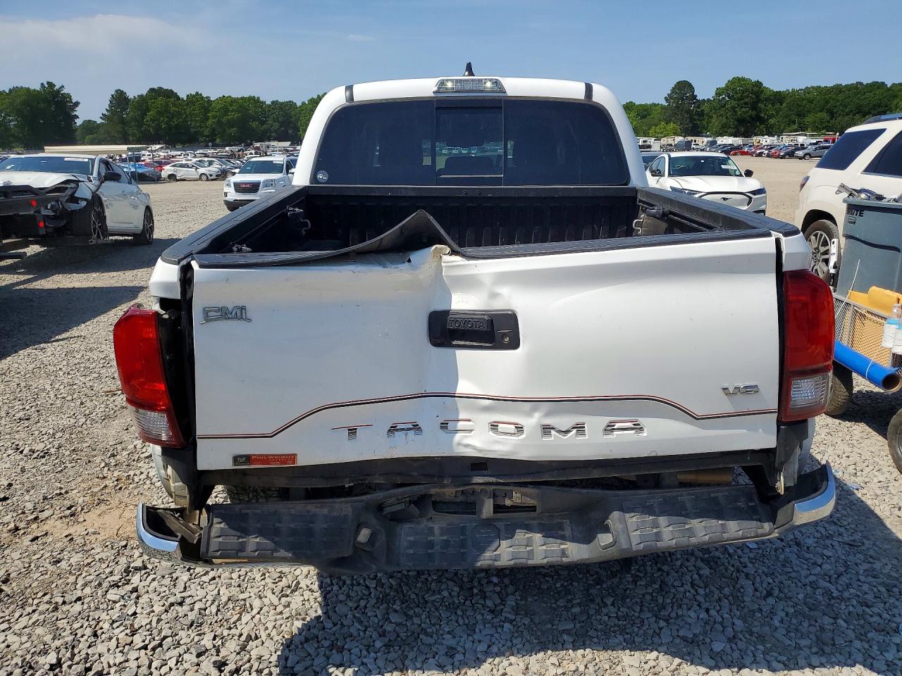 Toyota Tacoma Sr5 V6