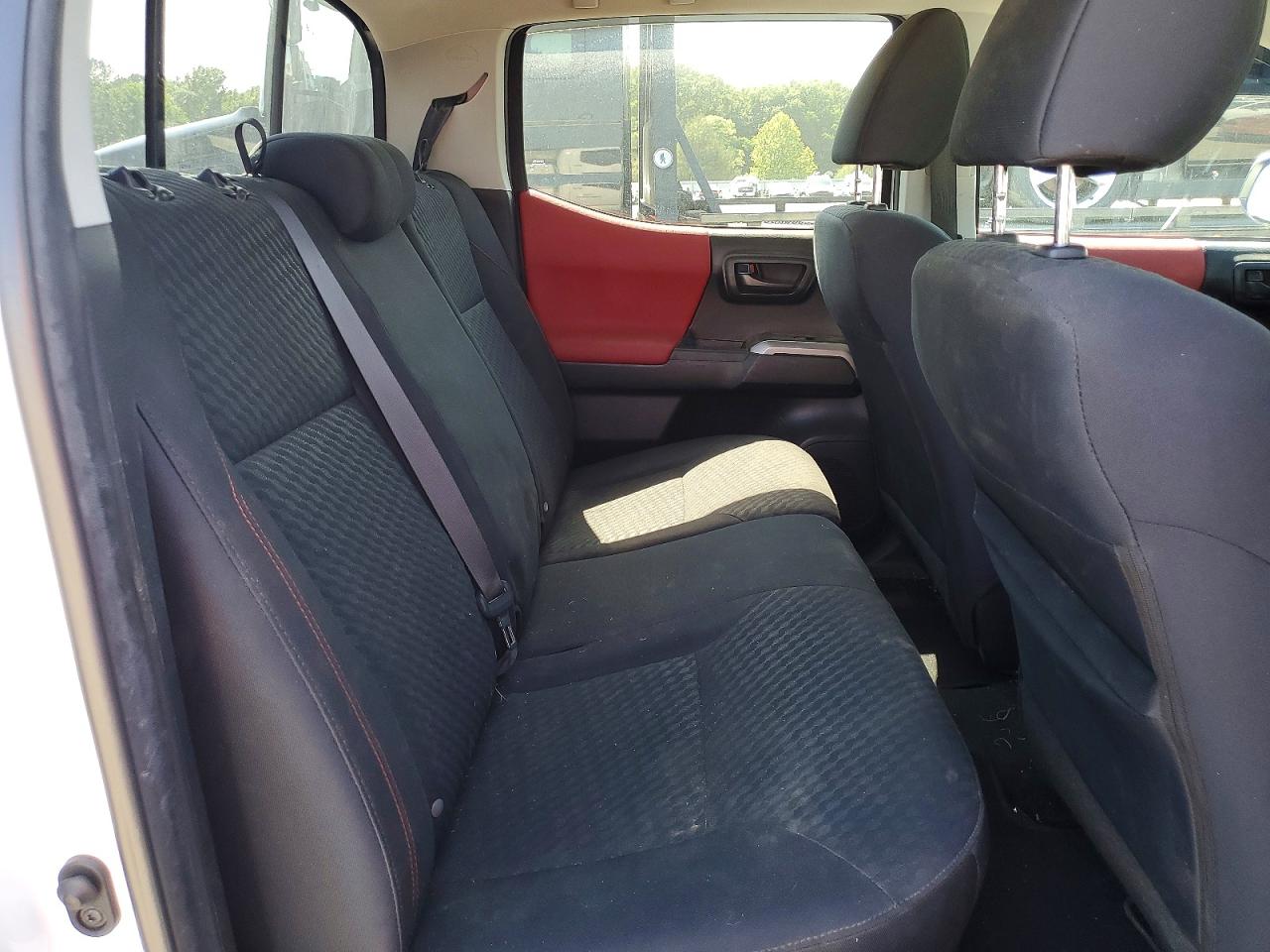 Toyota Tacoma Sr5 V6