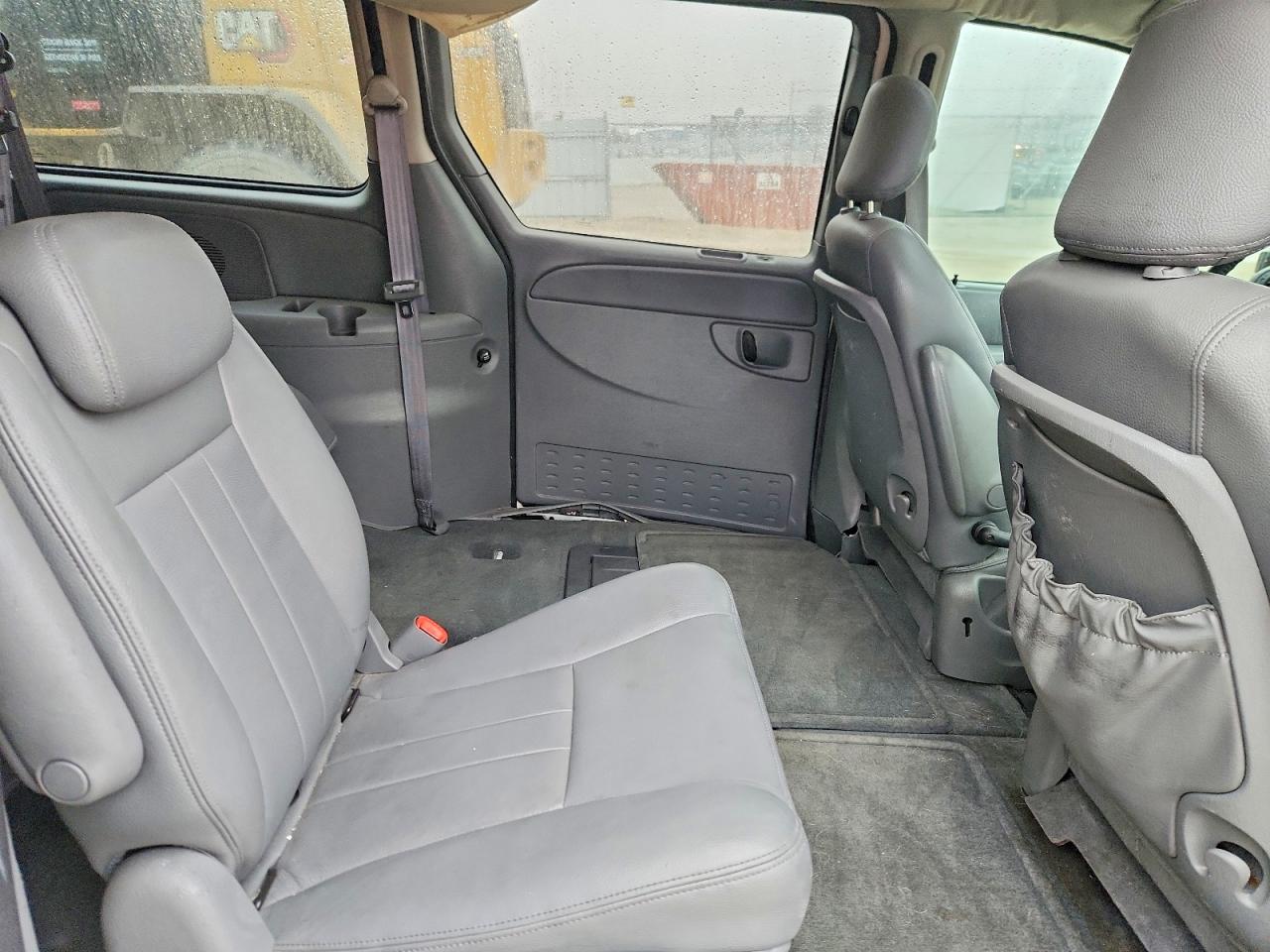 Dodge Caravan Sxt