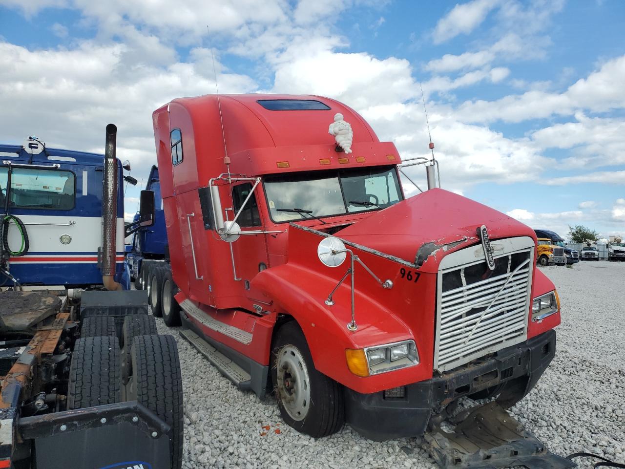 Salvage Freigliner Conventional Image