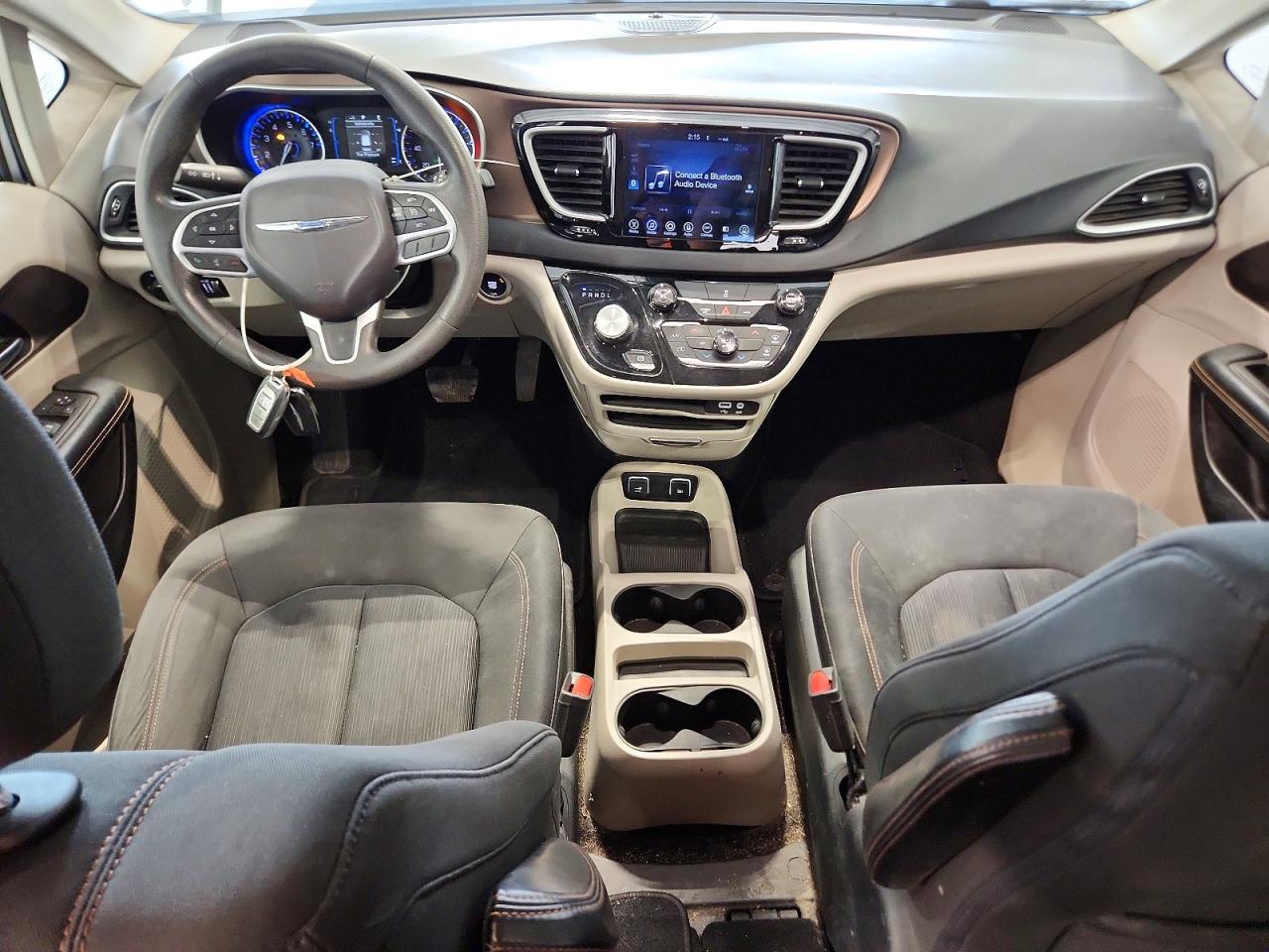 Chrysler Pacifica Touring
