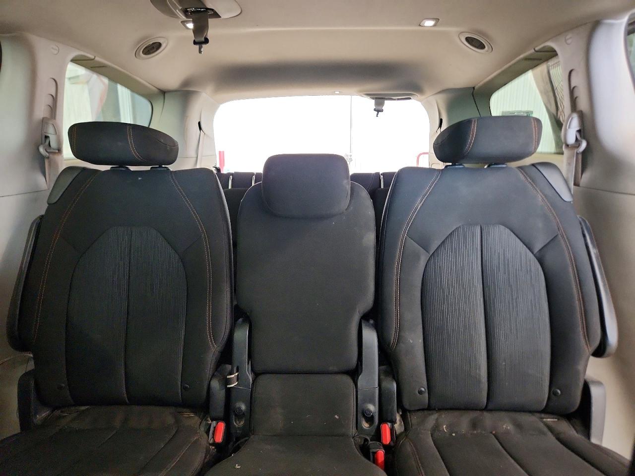 Chrysler Pacifica Touring
