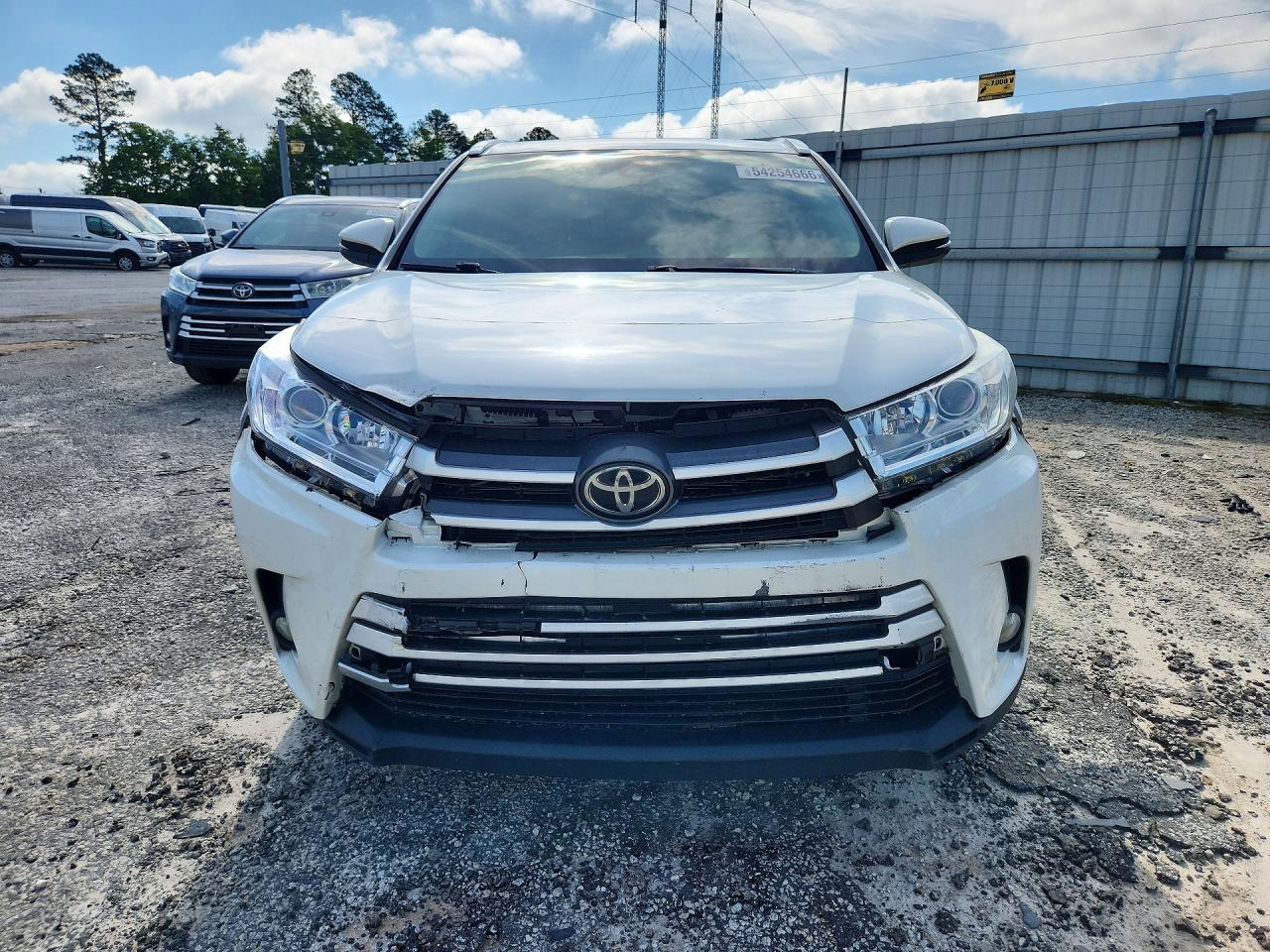 Toyota Highlander Xle