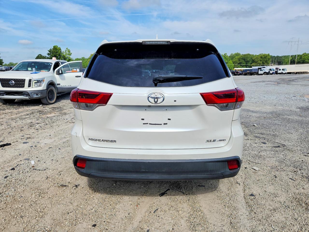 Toyota Highlander Xle