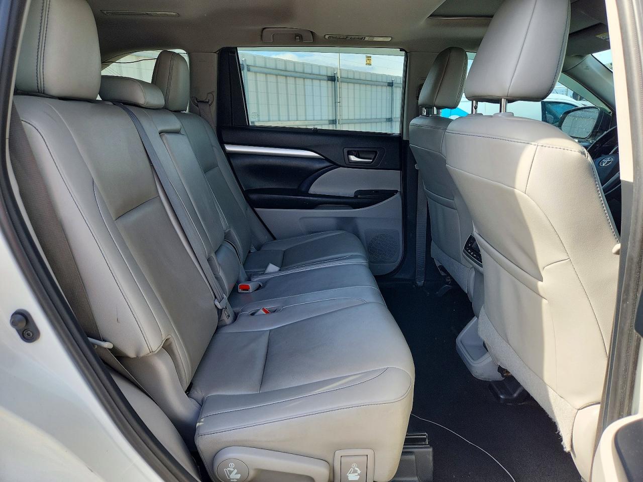 Toyota Highlander Xle