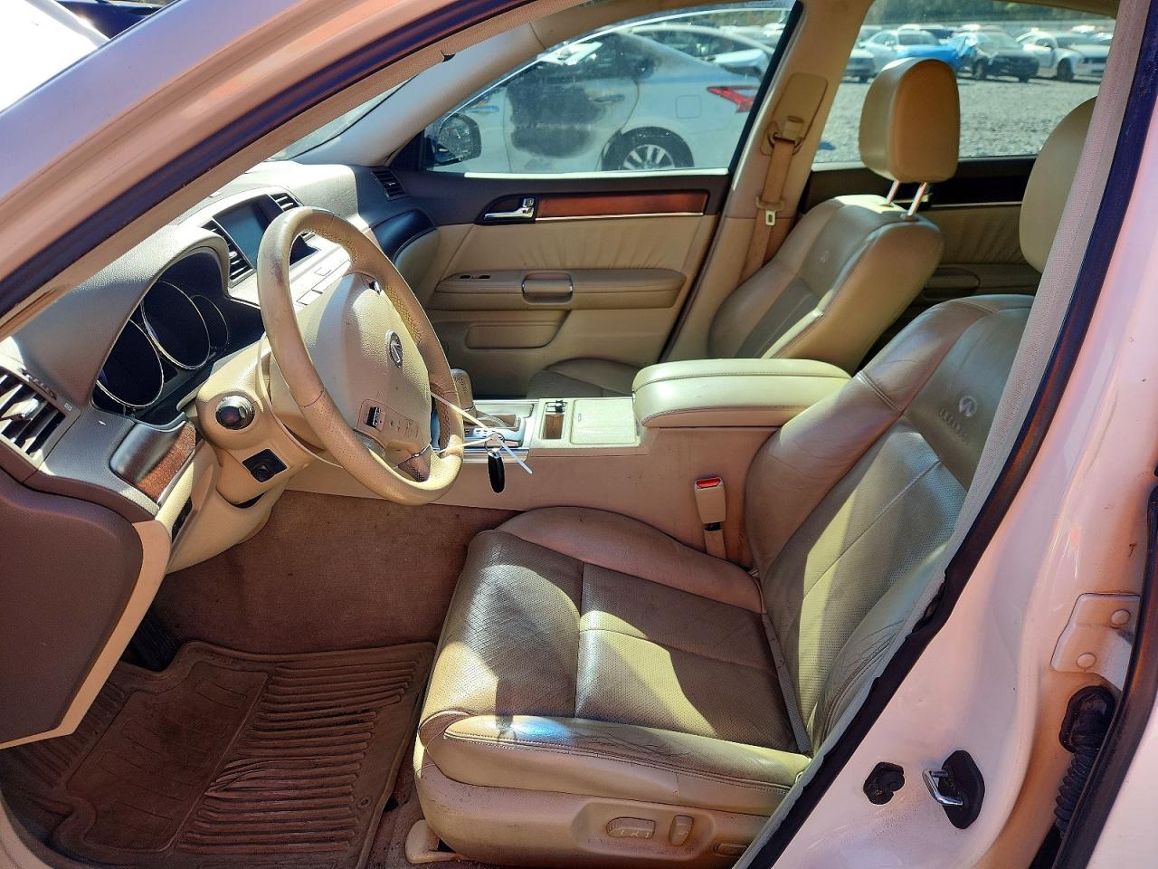 INFINITI M35 Base Base