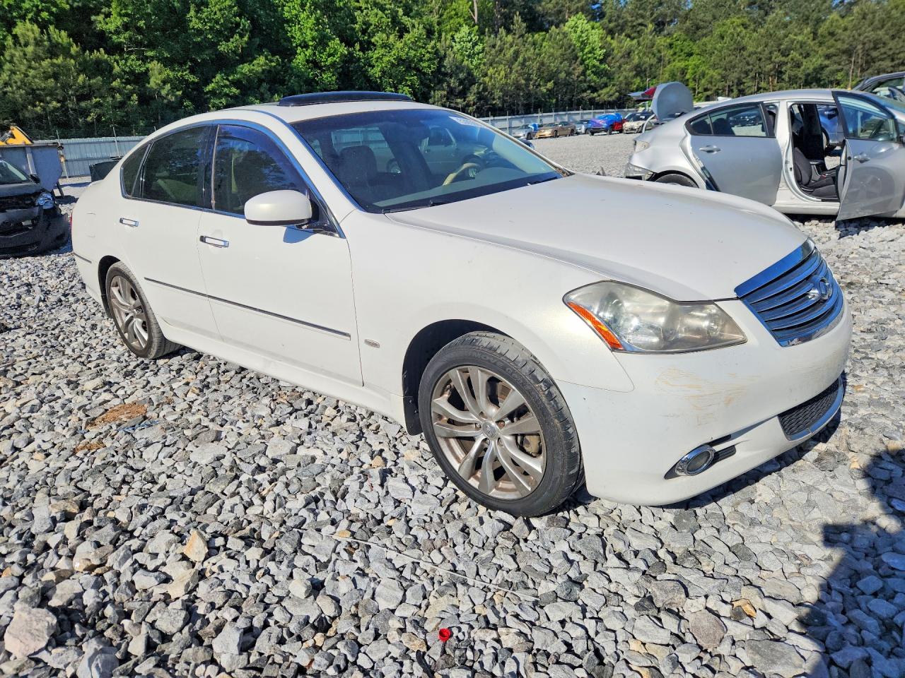 INFINITI M35 Base Base