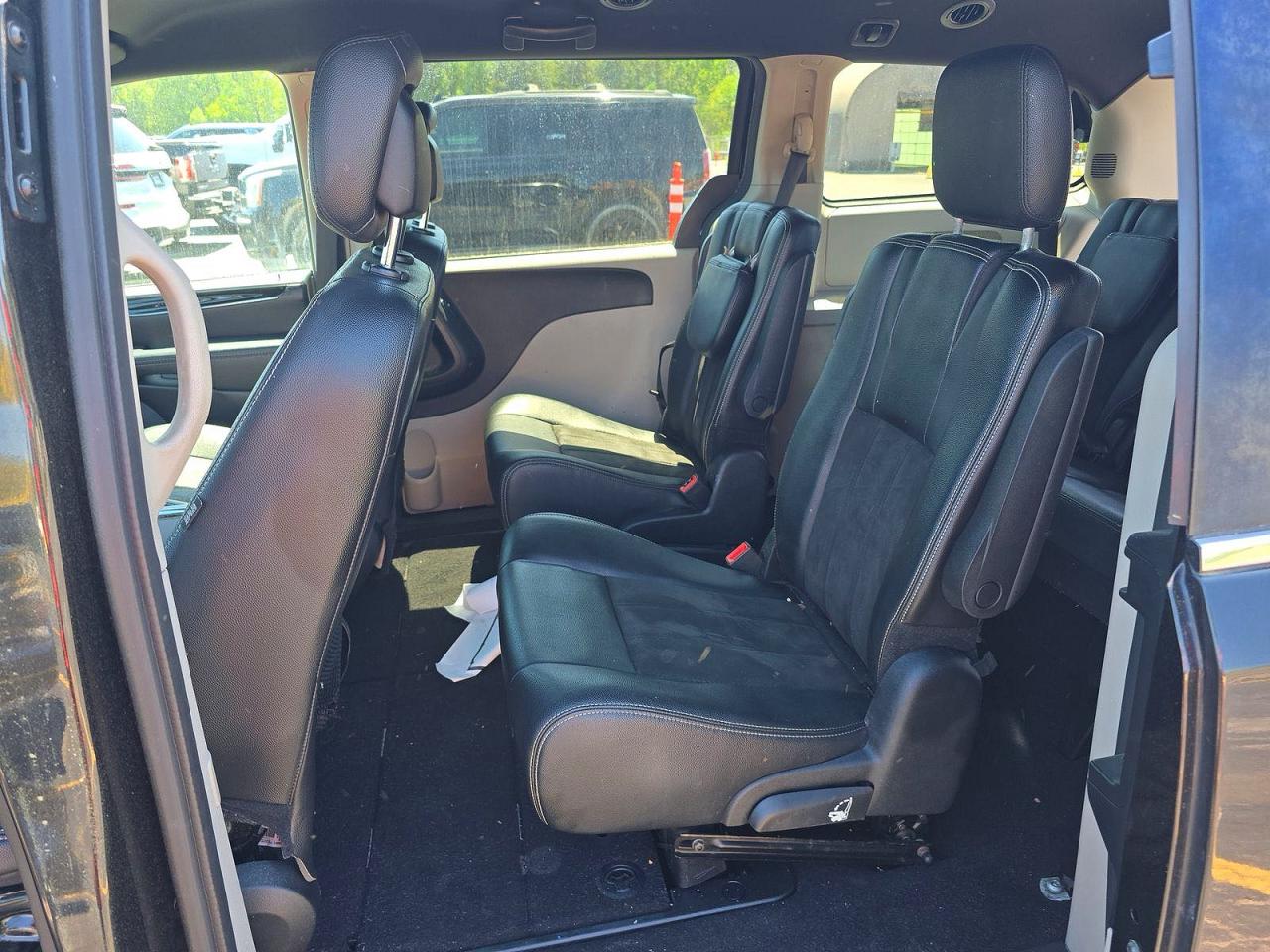 Dodge Caravan Sxt