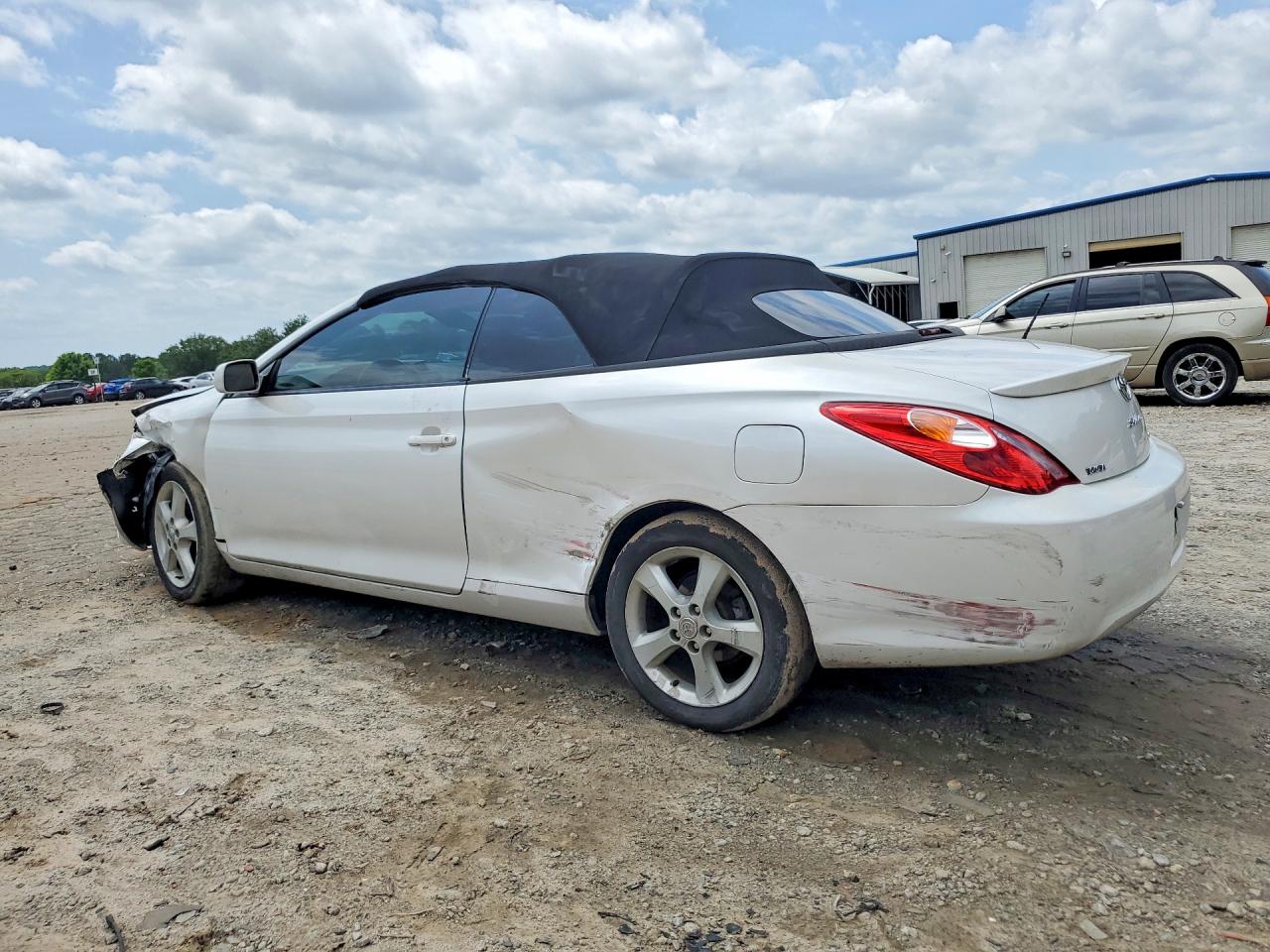 Toyota Camry Sle V6