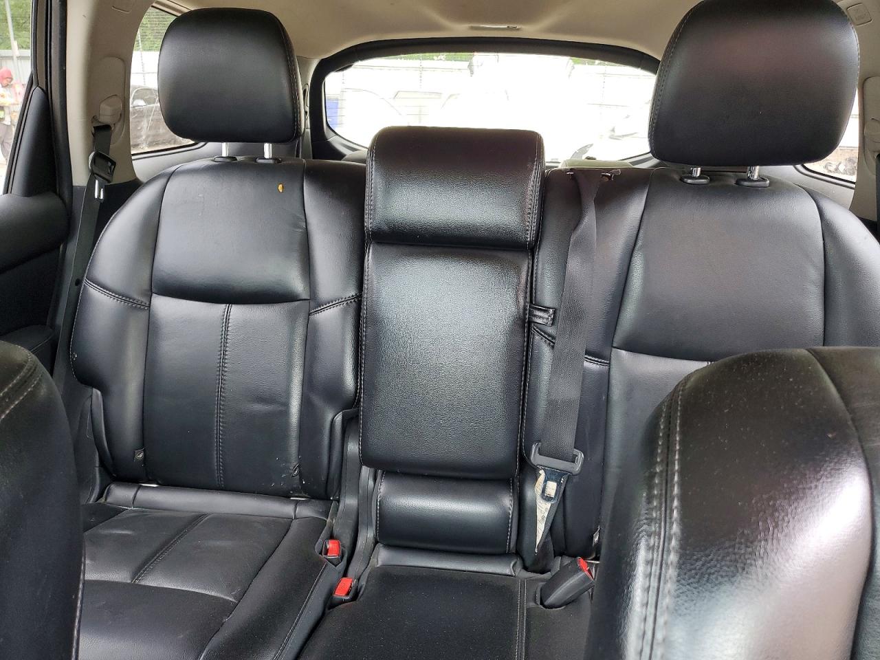 Nissan Pathfinder Sl