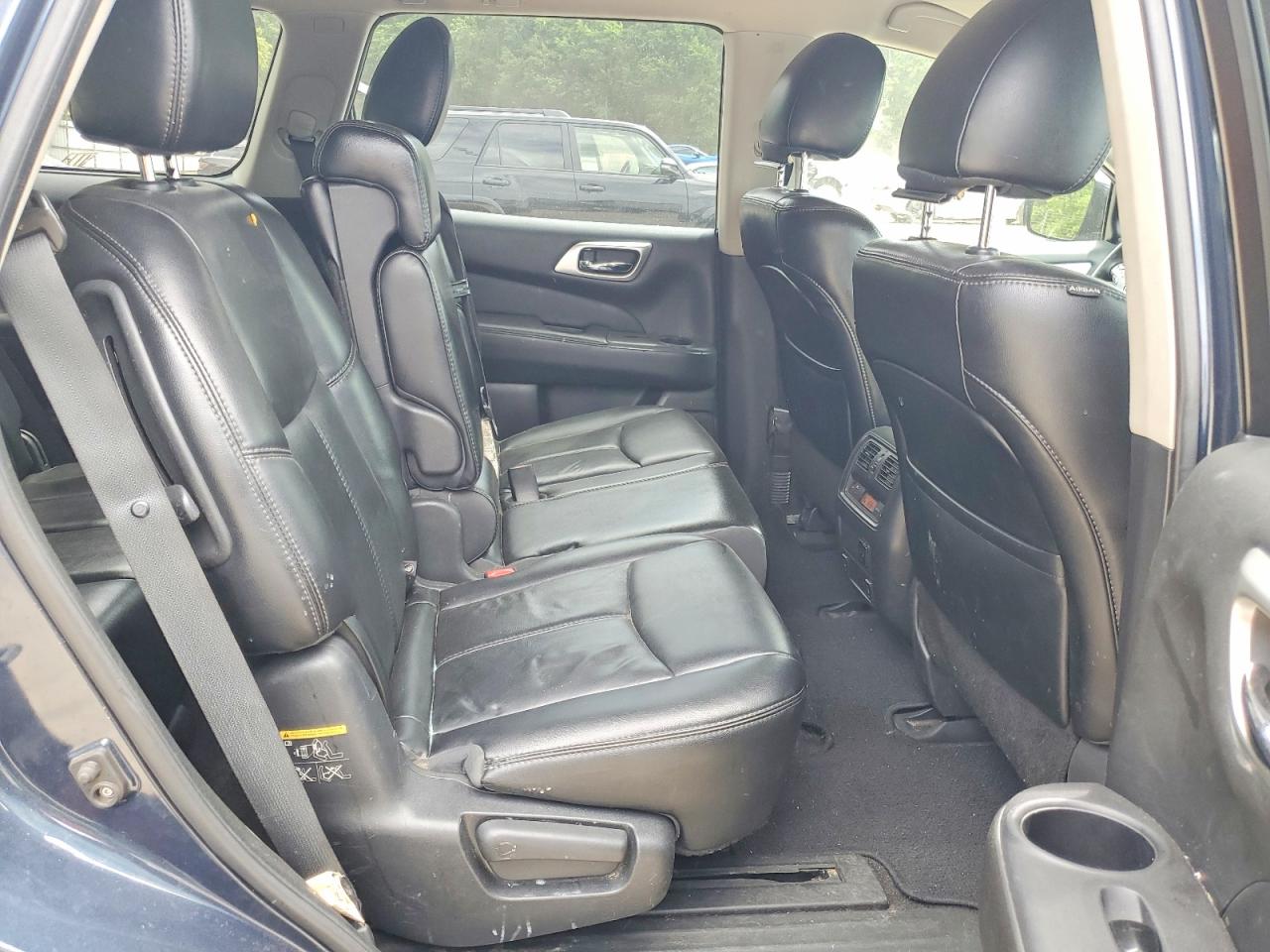 Nissan Pathfinder Sl