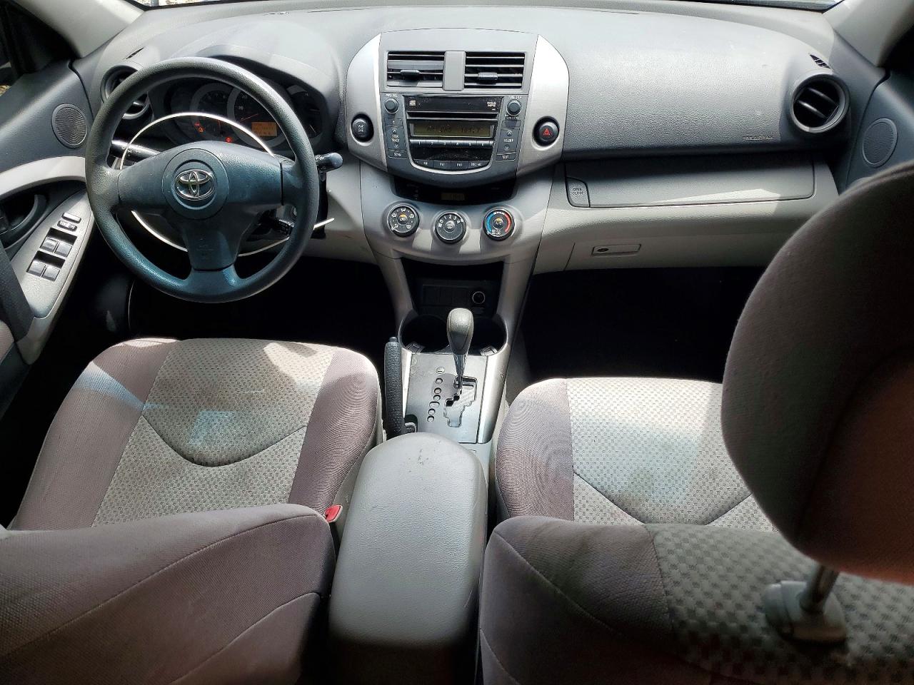 Toyota RAV4 Base