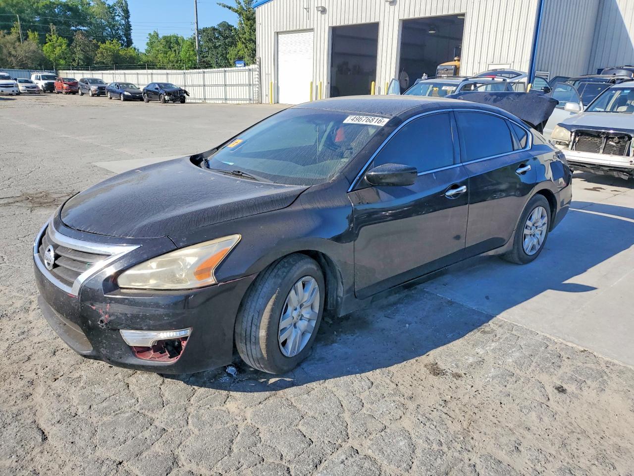 Salvage Nissan Altima Image