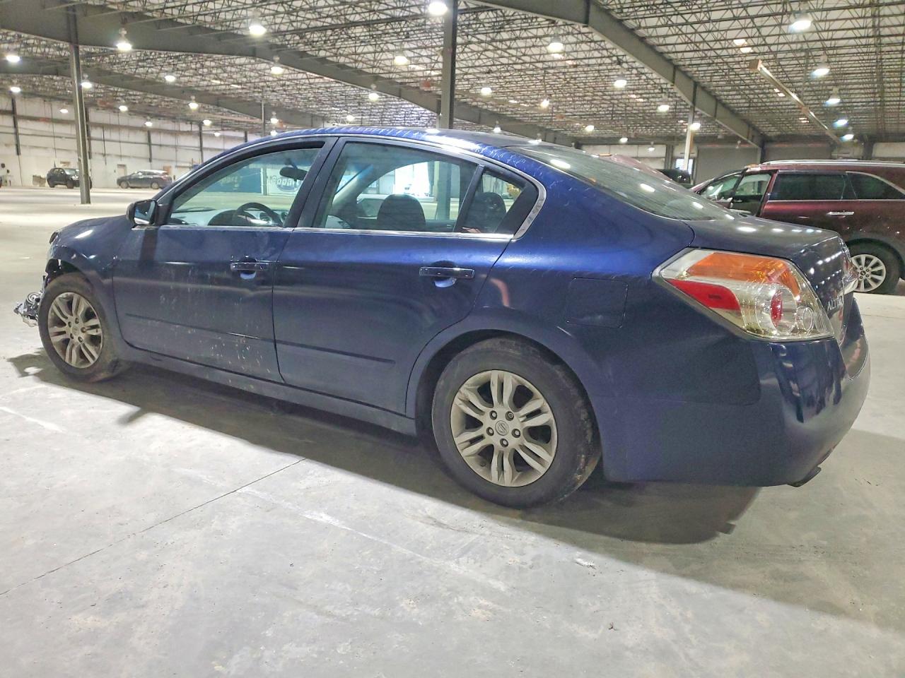 Nissan Altima Base