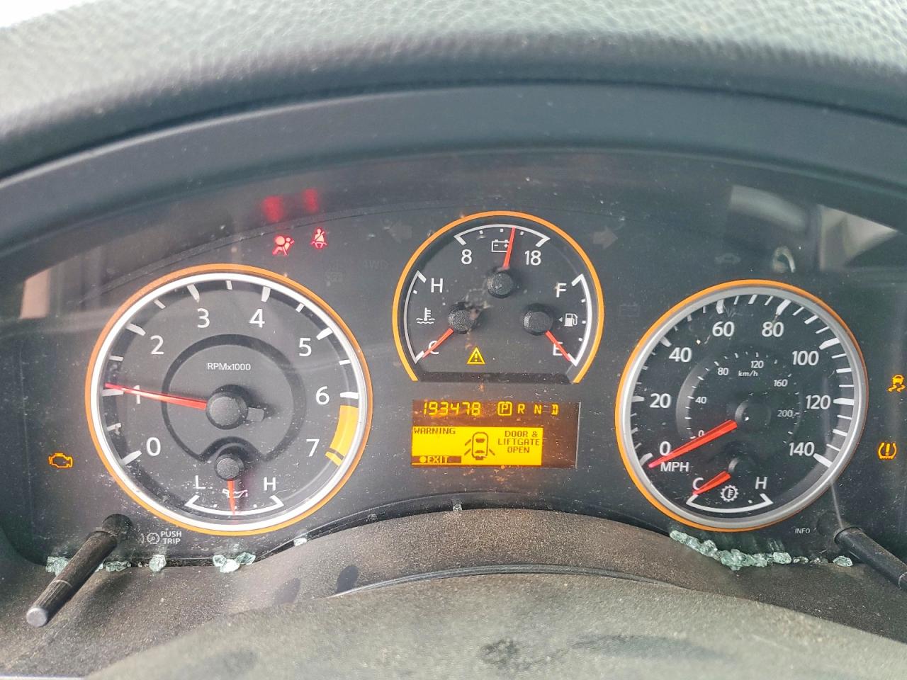 Nissan Armado