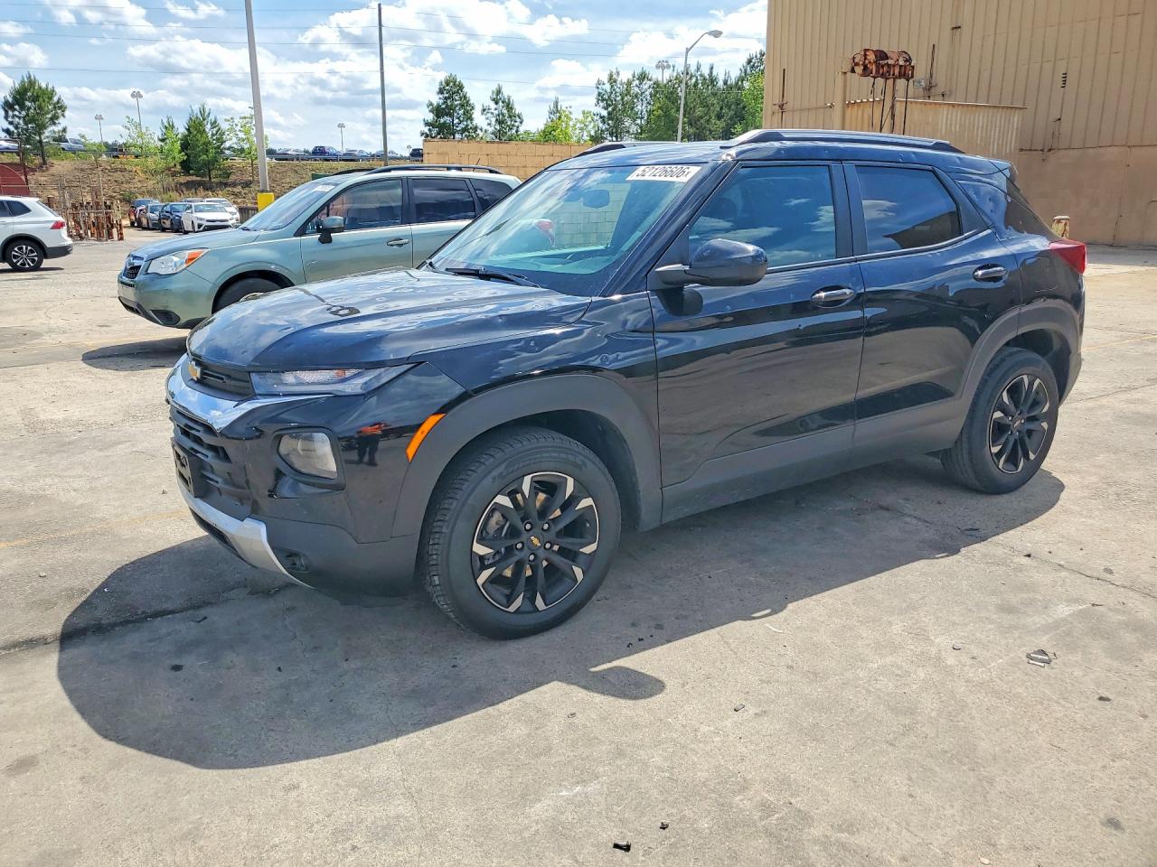 Salvage Chevrolet Trailblazer Image