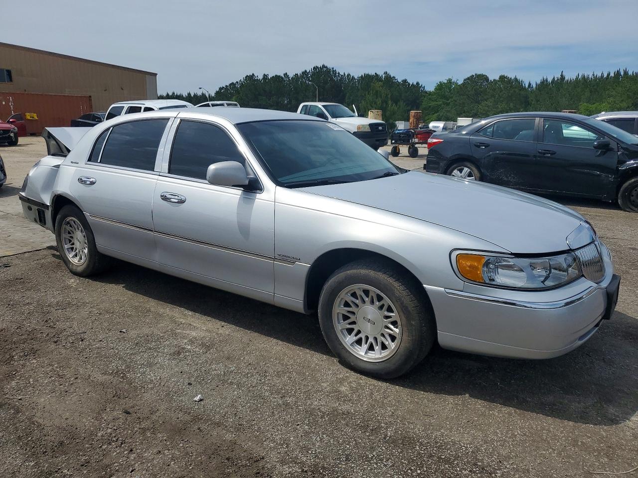 Lincoln Towncar Signature
