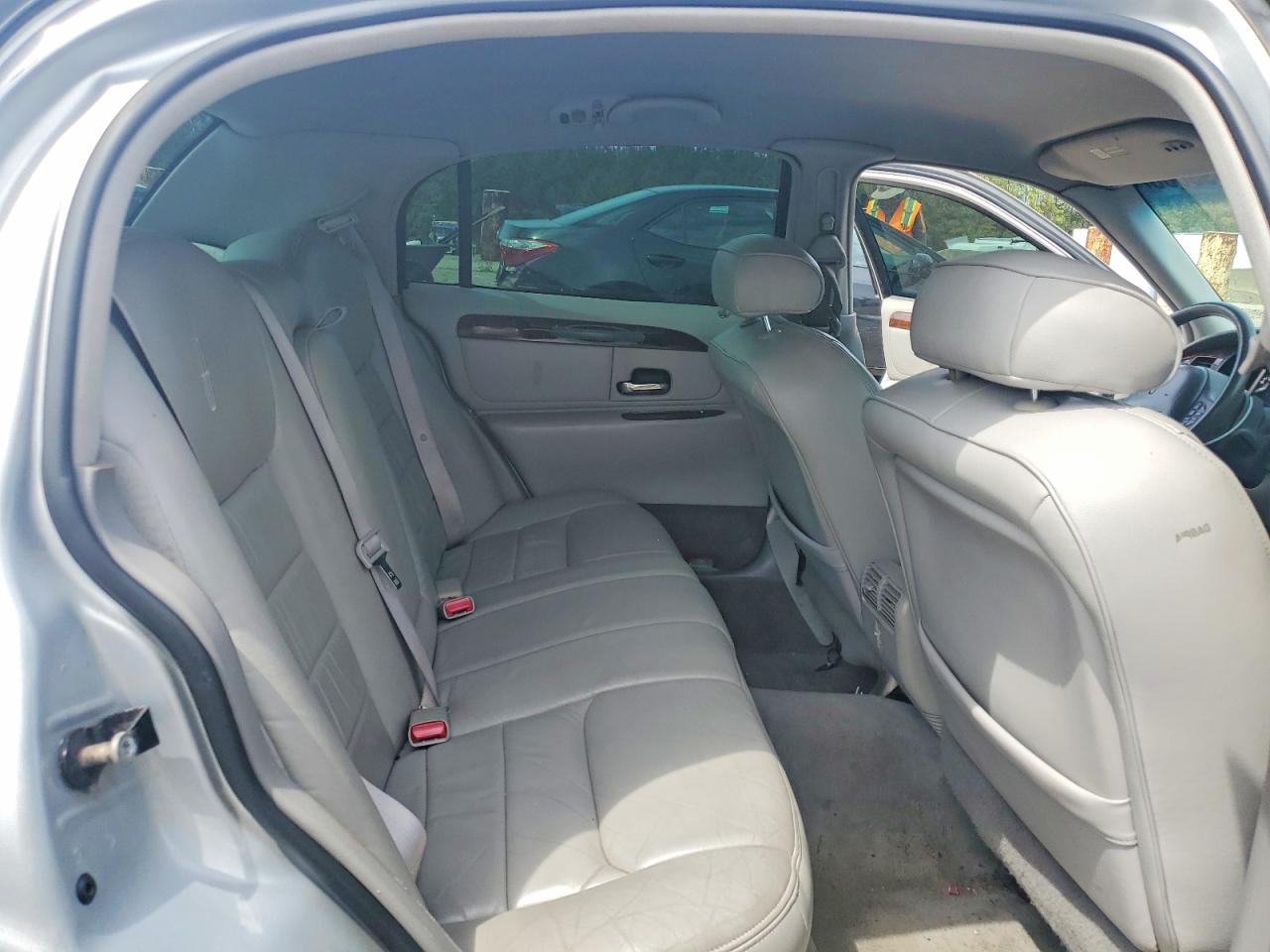 Lincoln Towncar Signature