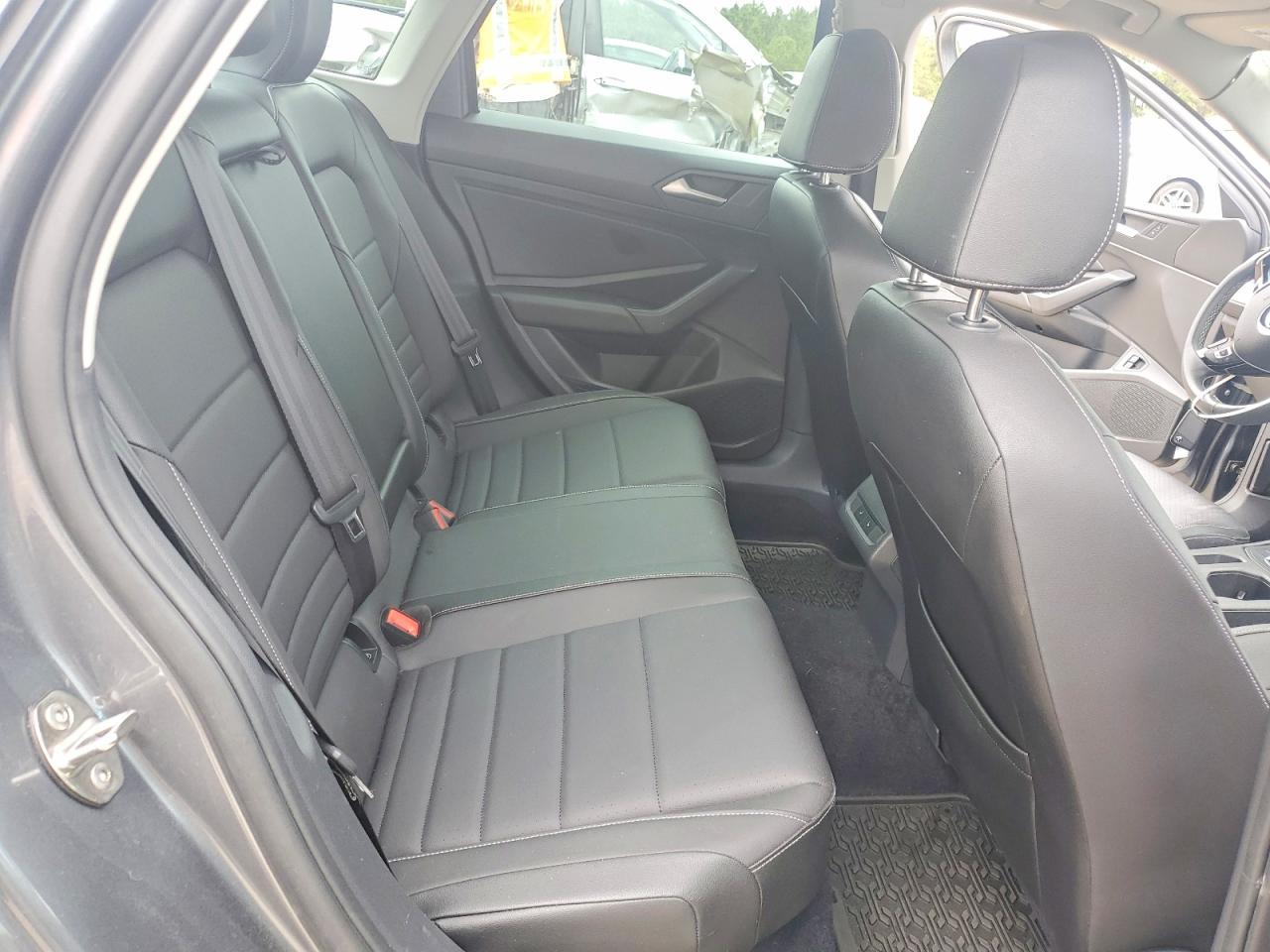 Volkswagen Jetta S