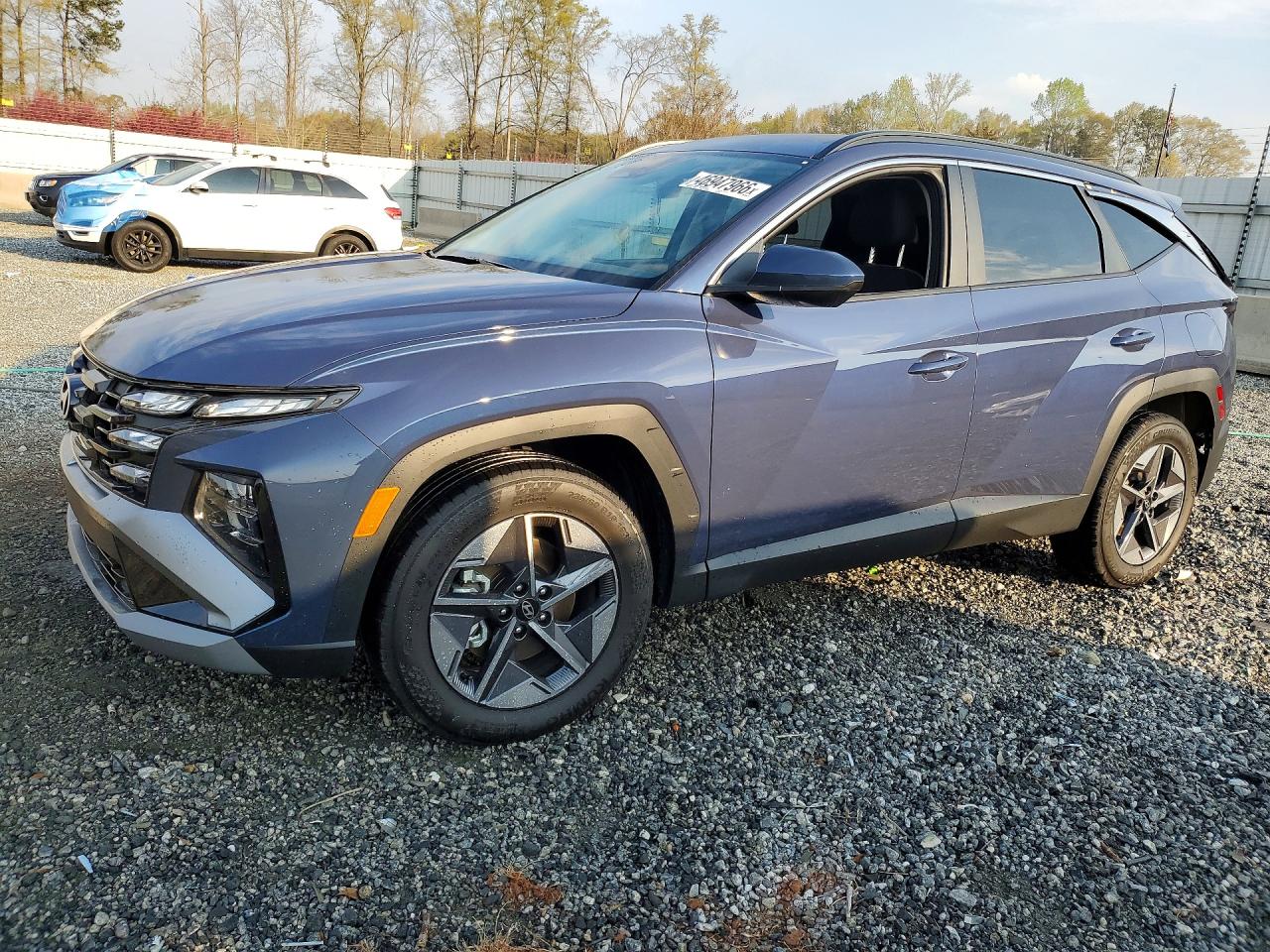 Salvage Hyundai TUCSON Image