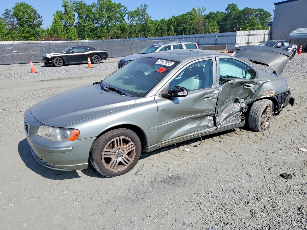 Salvage Volvo S60 Image