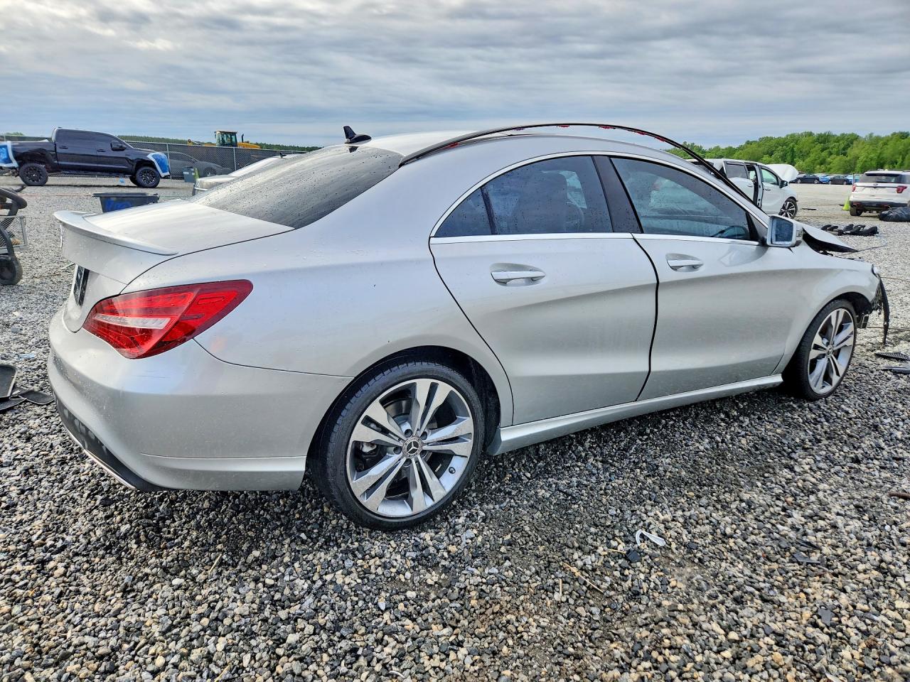 Mercedes-Benz Cla-class 250