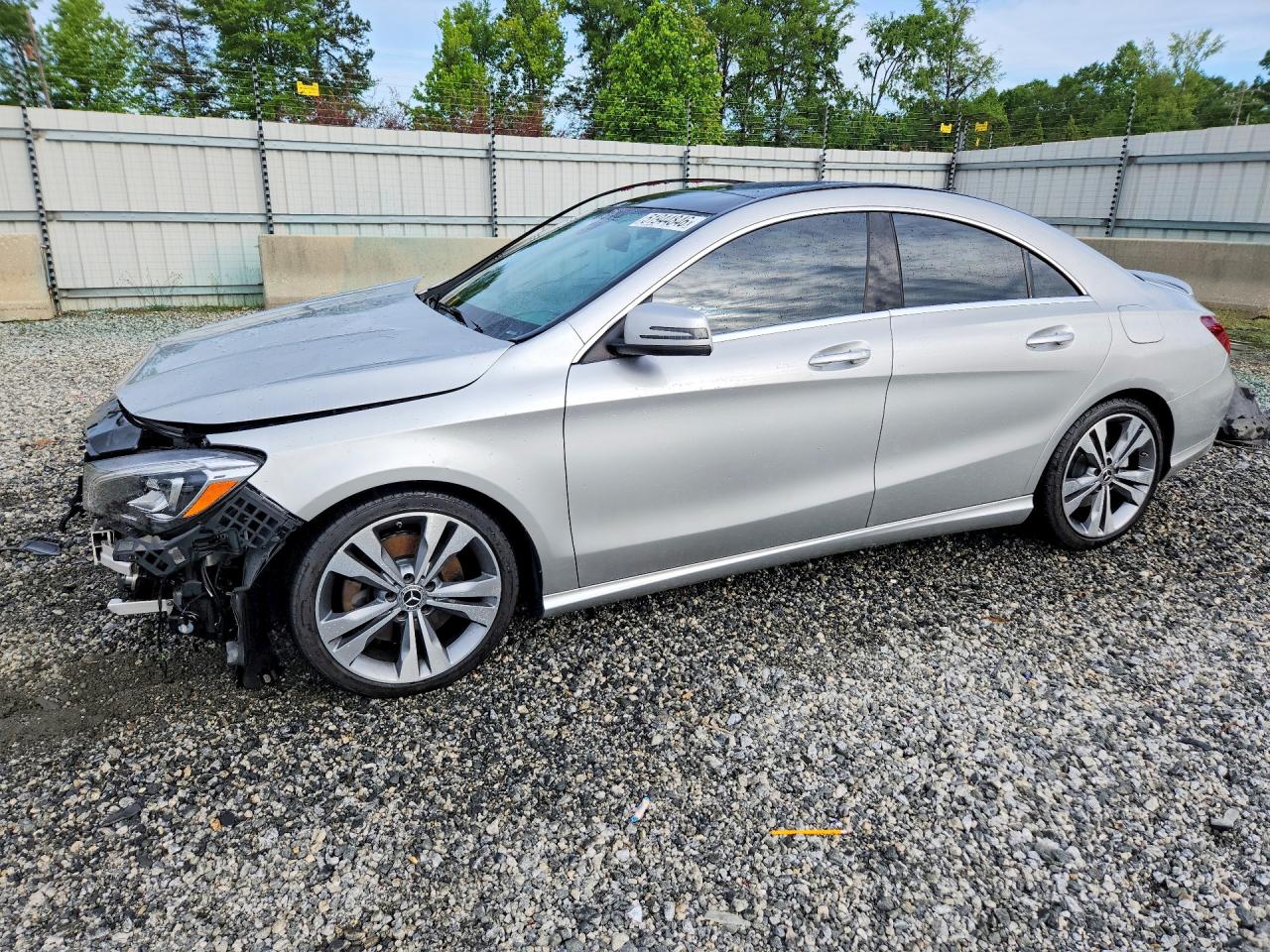 Salvage Mercedes-Benz Cla-class Image