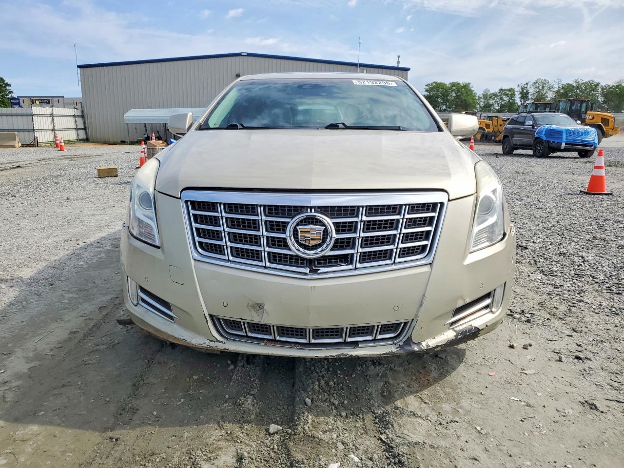 Cadillac XTS Luxury Collection