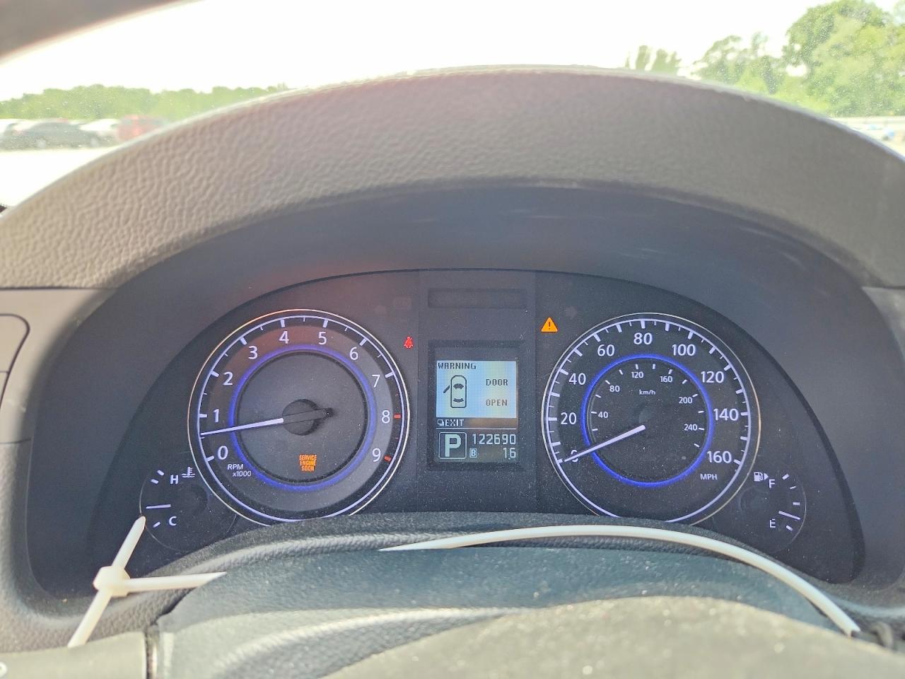 INFINITI G37 X
