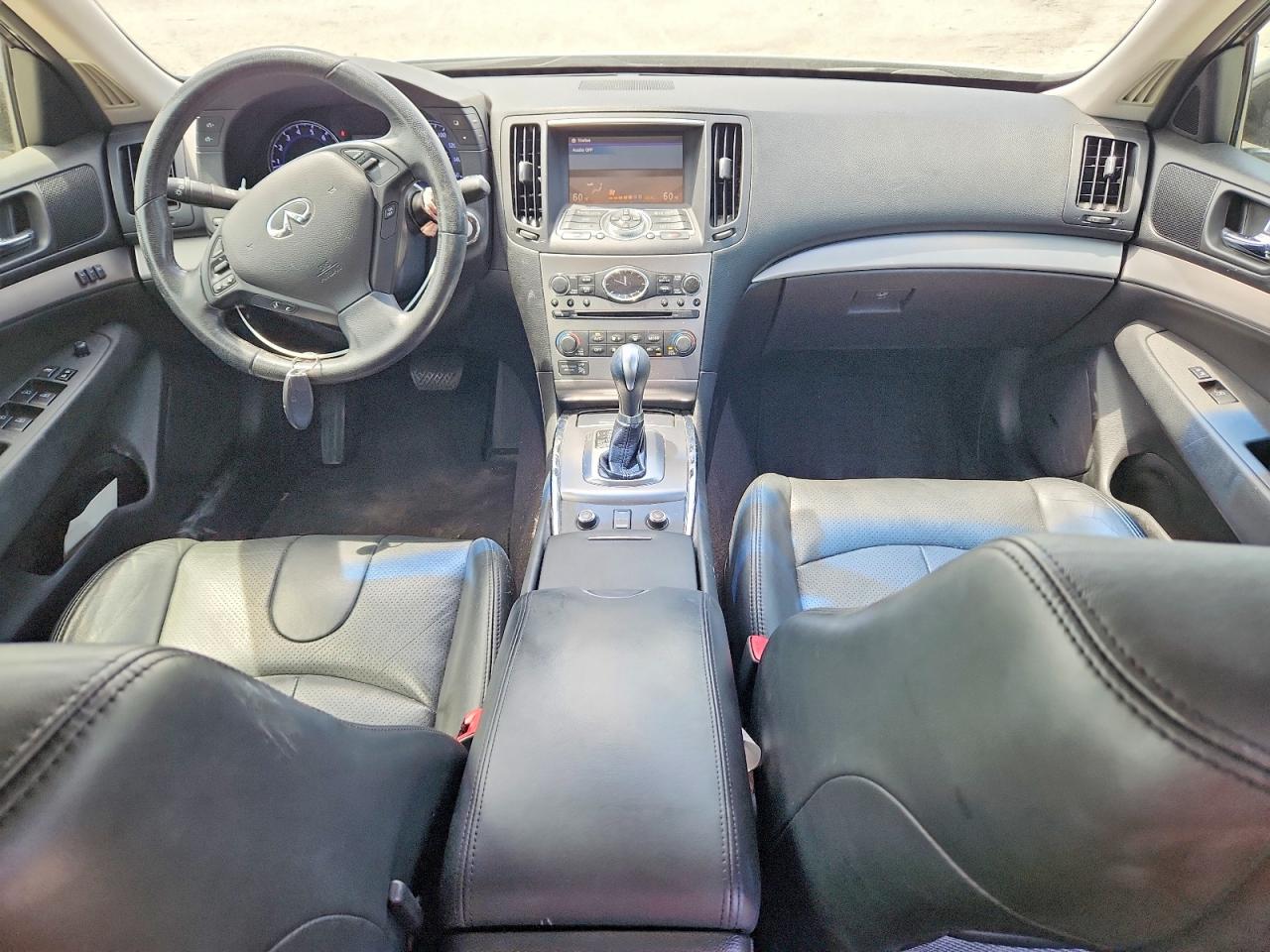 INFINITI G37 X
