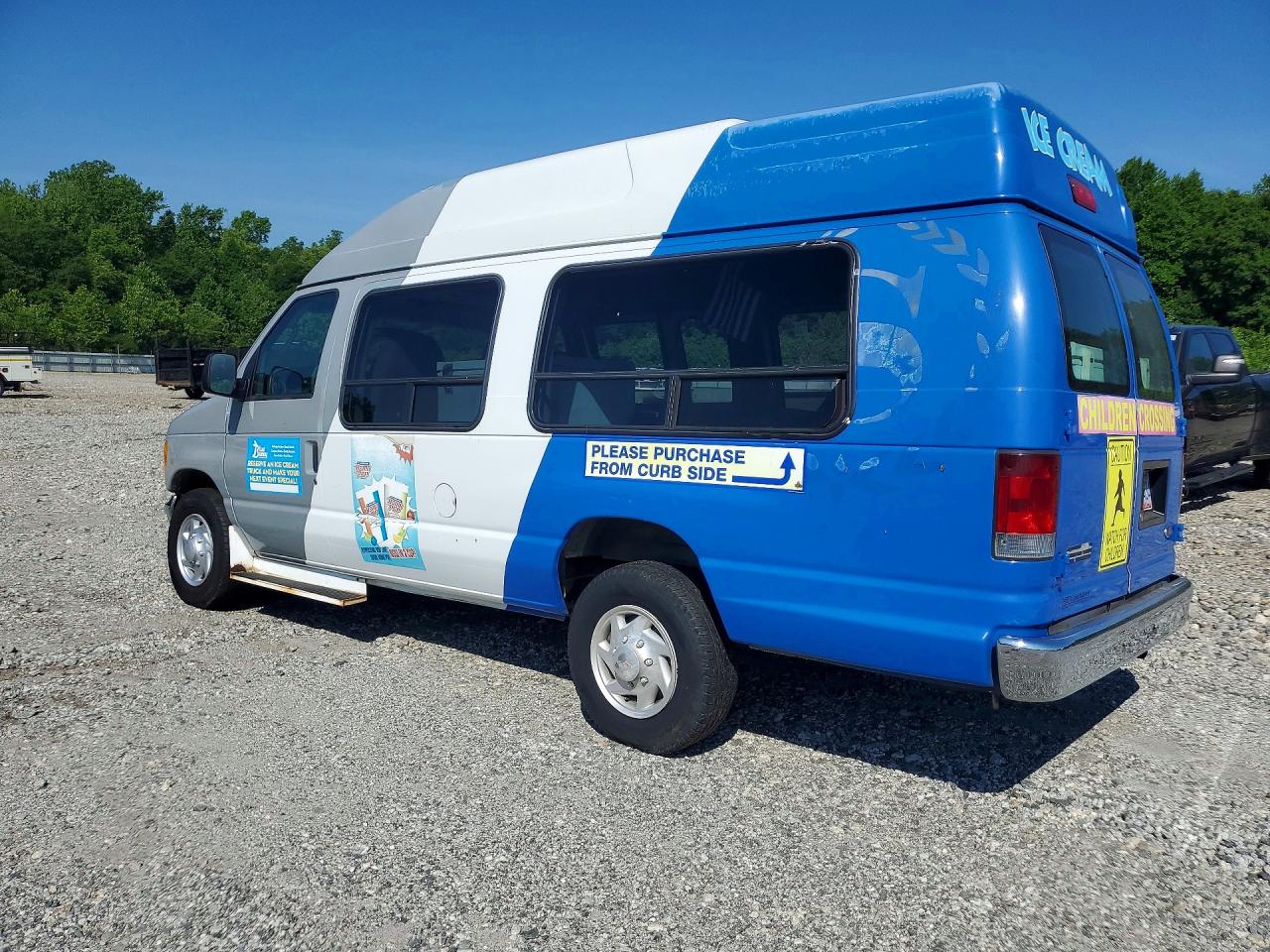 Ford Econoline E250 Van