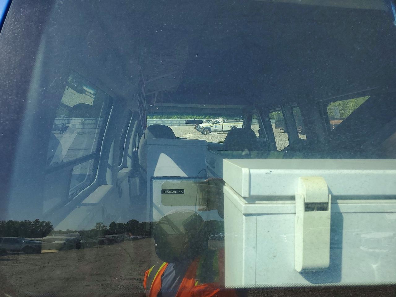 Ford Econoline E250 Van