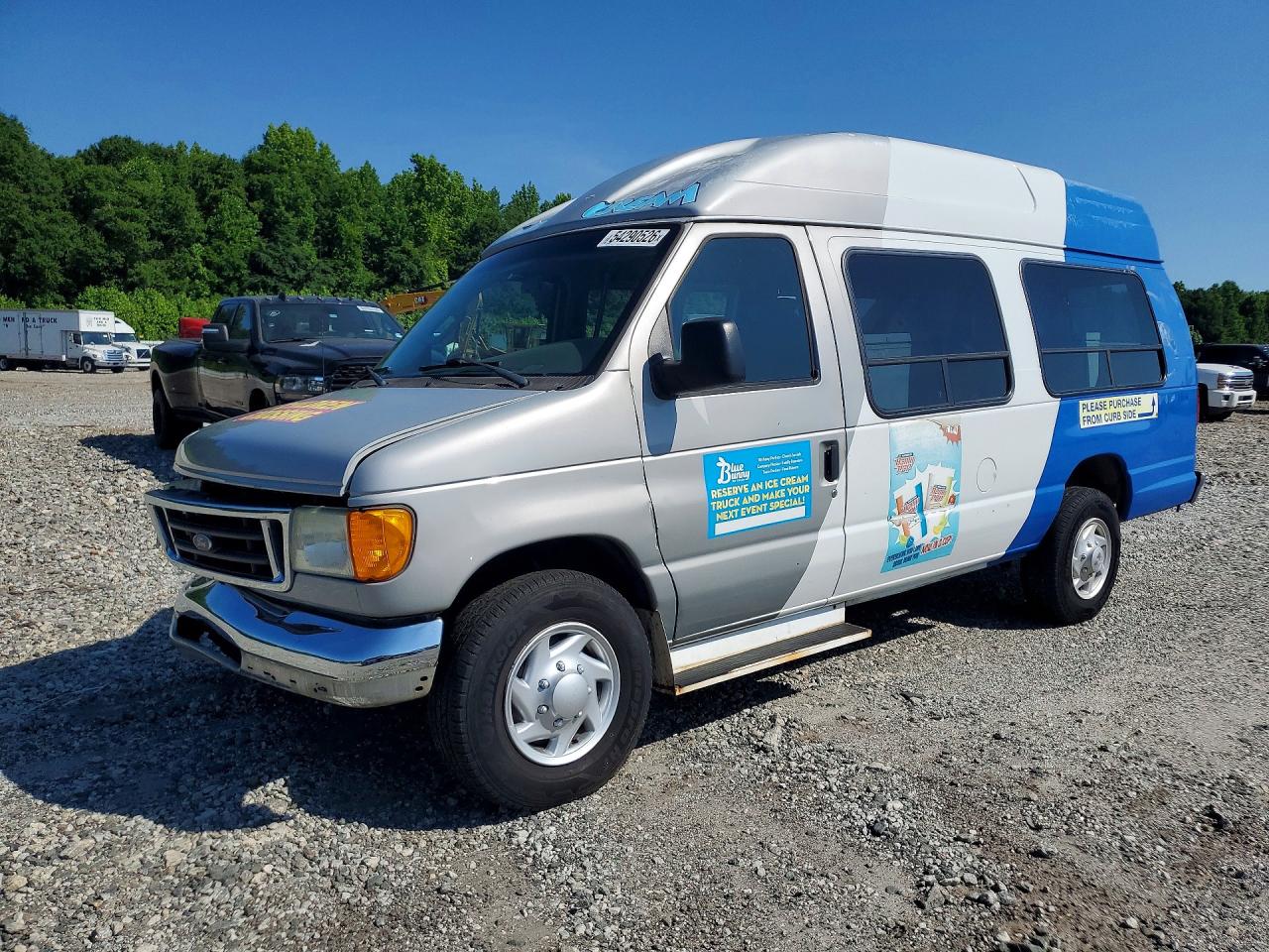 Salvage Ford Econoline Image
