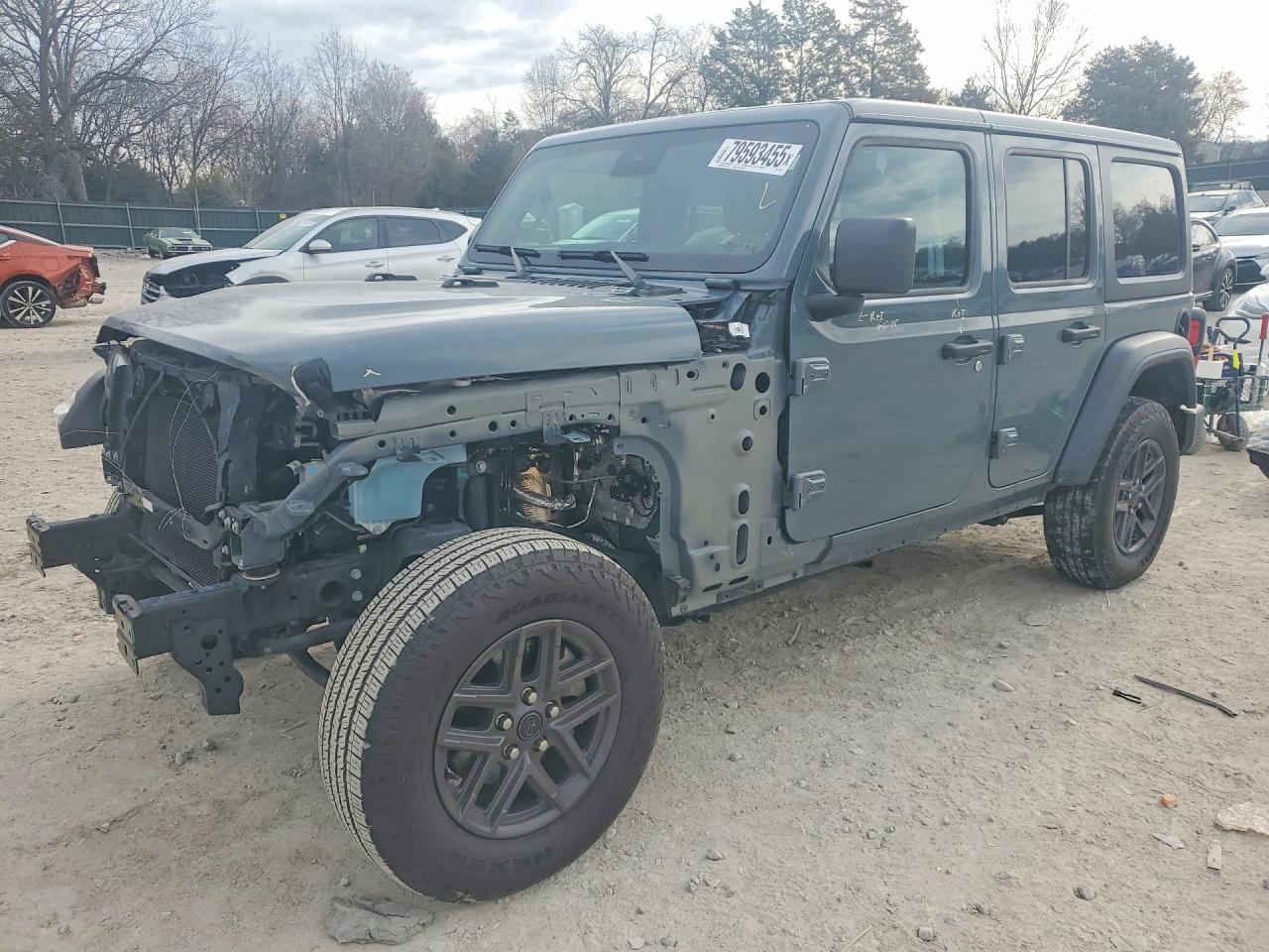 Salvage Jeep Wrangler Image