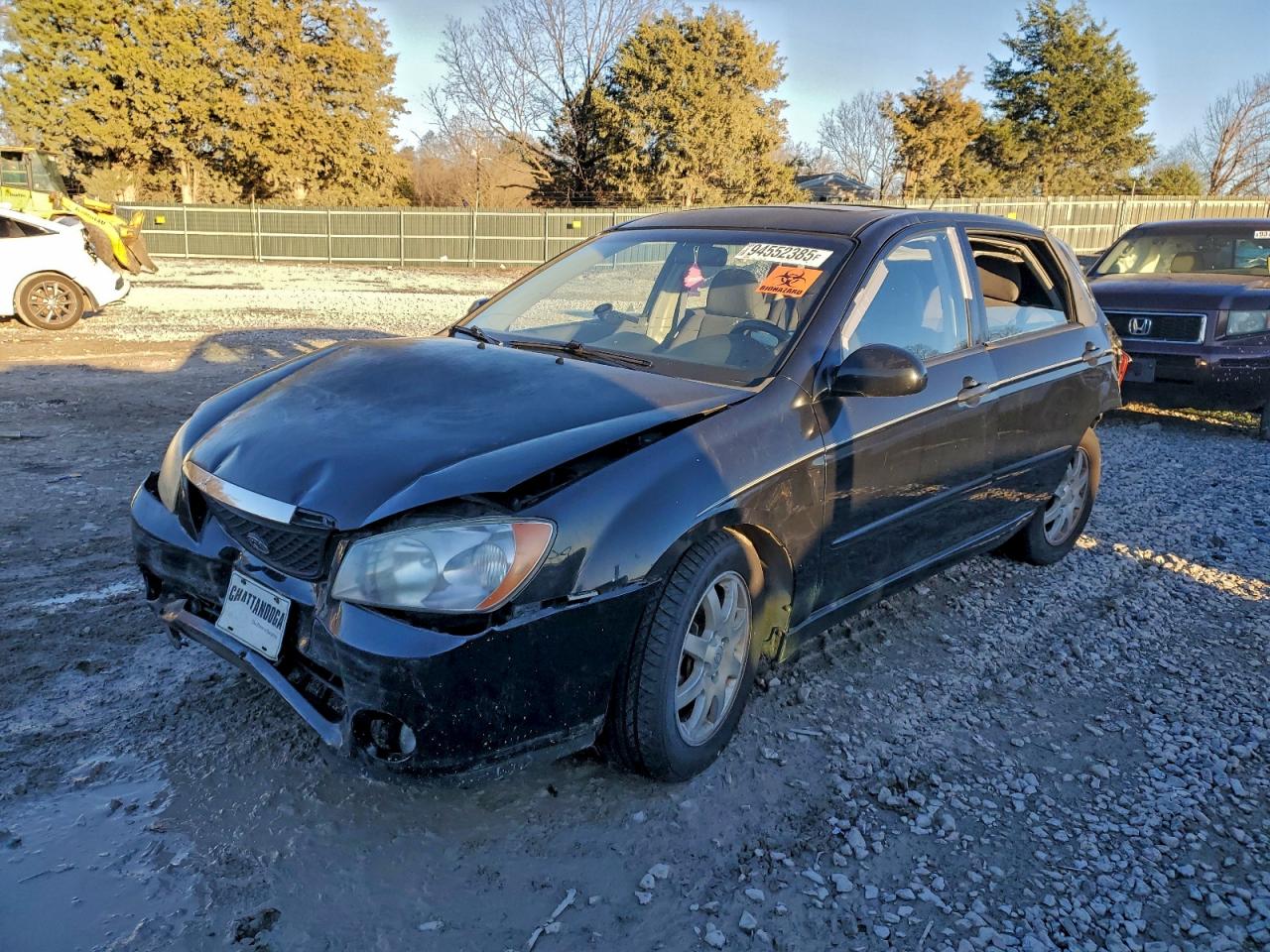 Salvage Kia Spectra Image