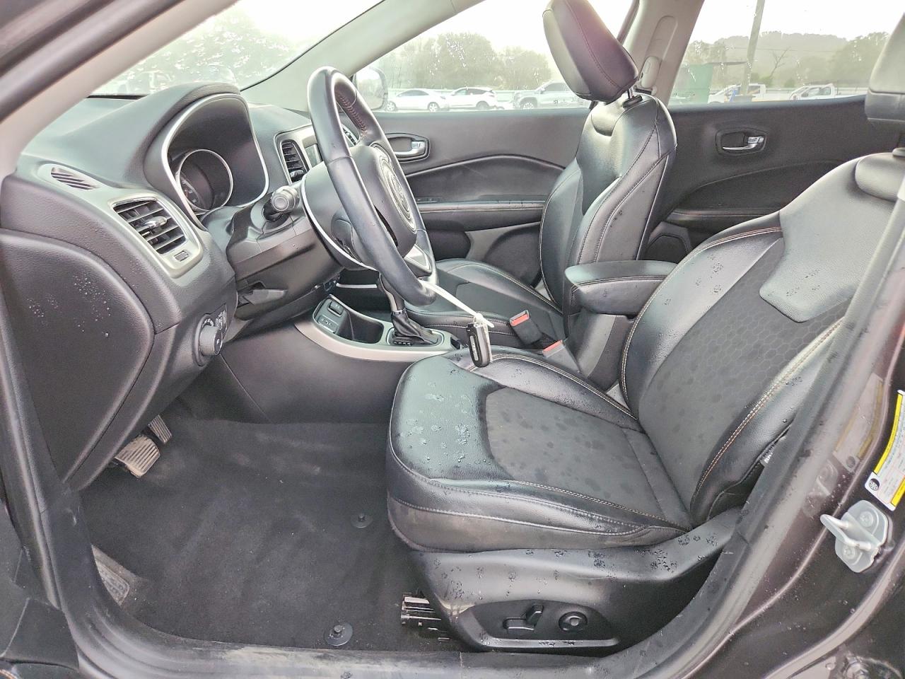 Jeep Compass Latitude