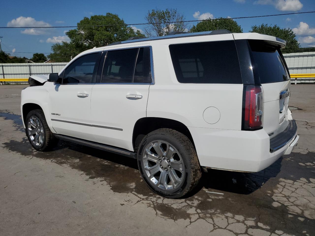 GMC Yukon Denali