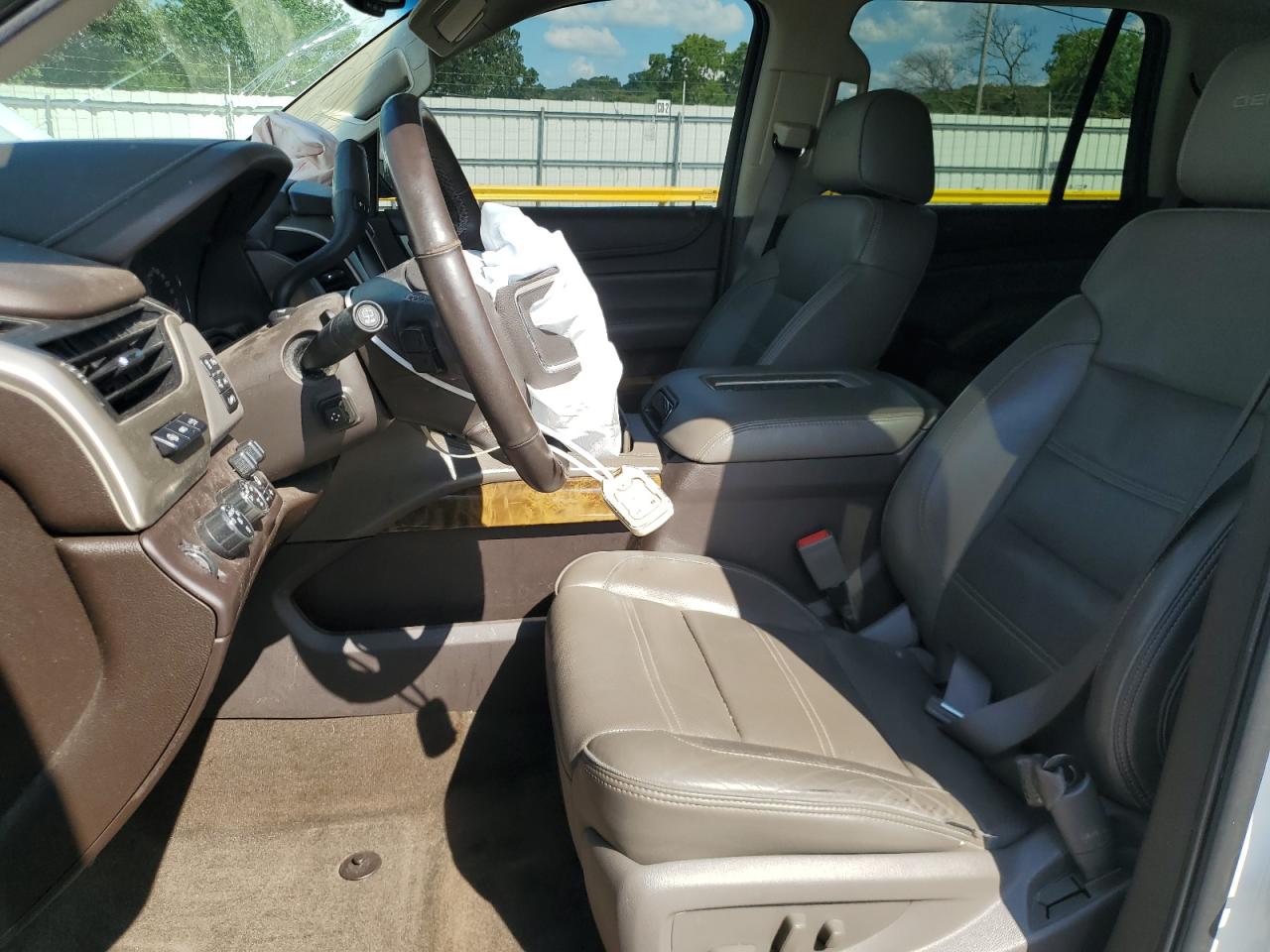 GMC Yukon Denali