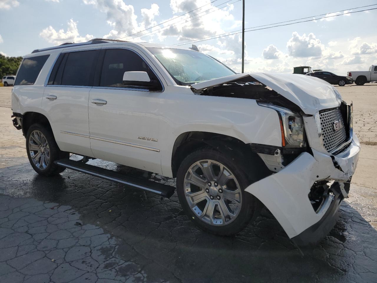 GMC Yukon Denali