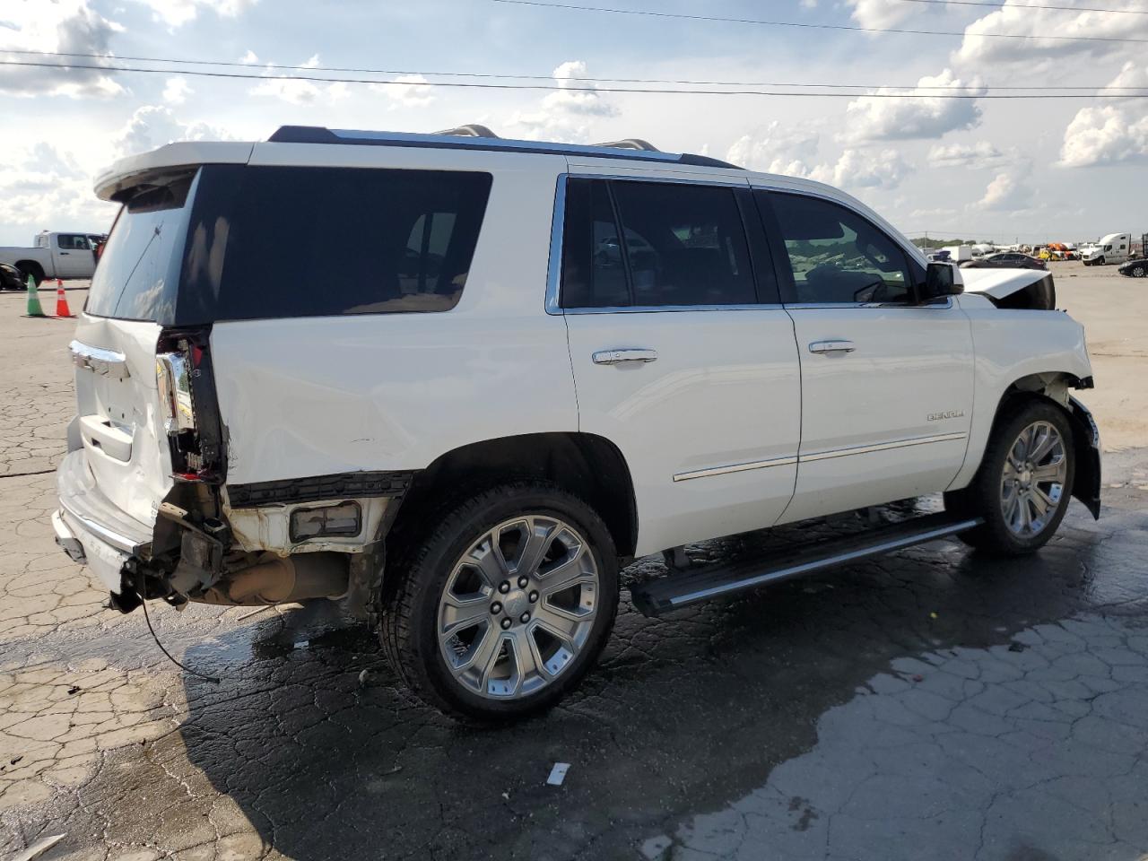 GMC Yukon Denali